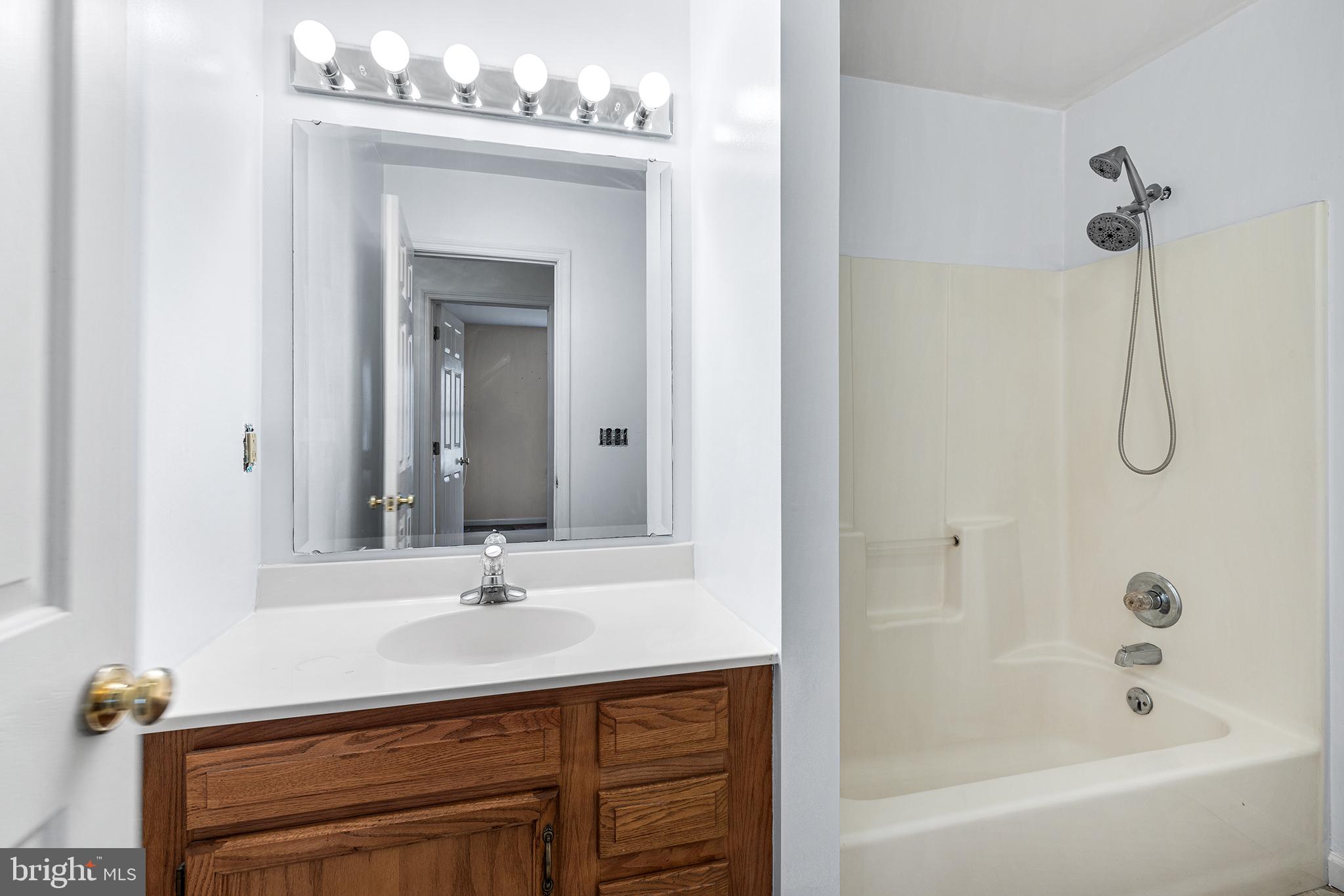 REBECCA RIDGE - Residential