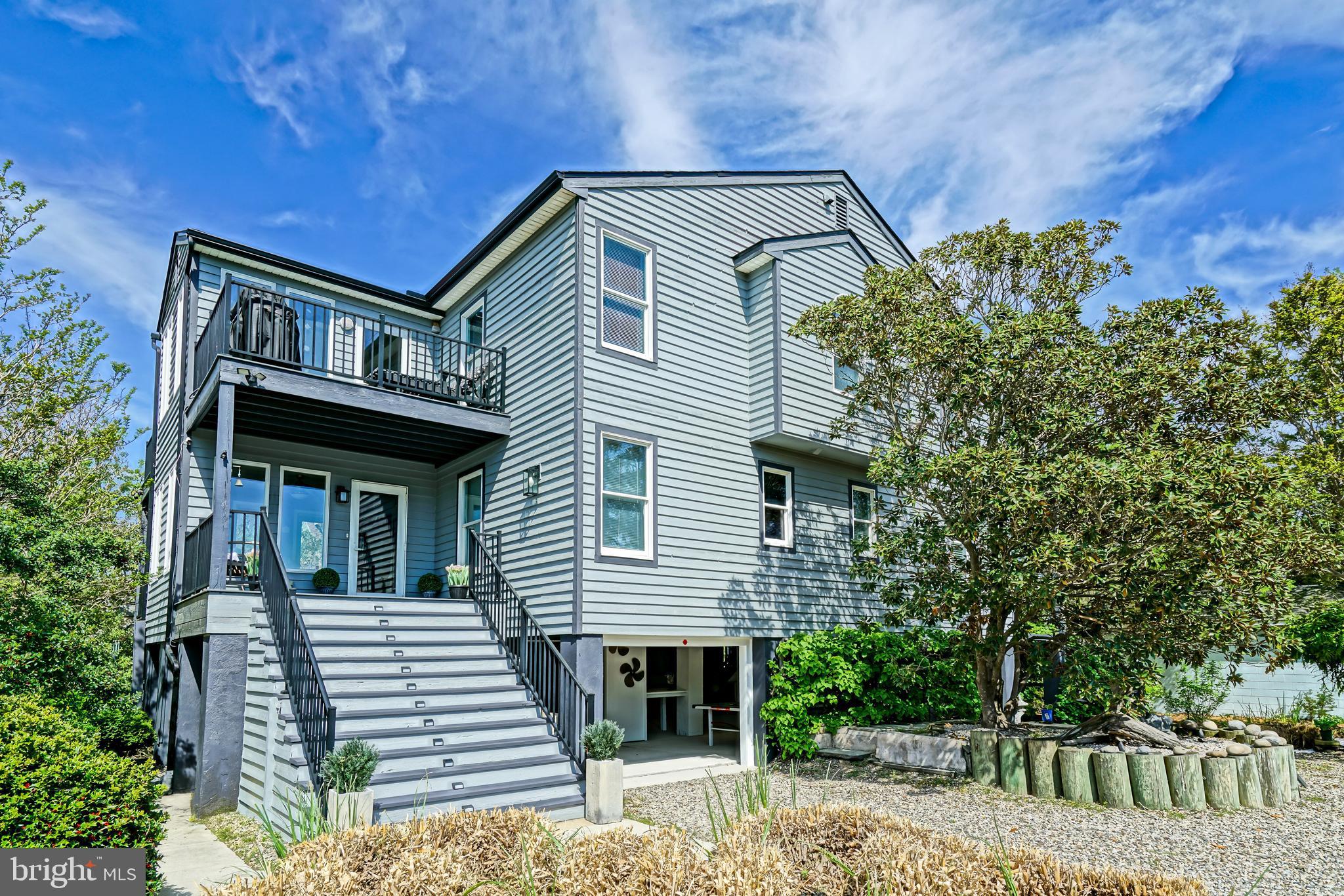 204 MASSACHUSETTS AVENUE