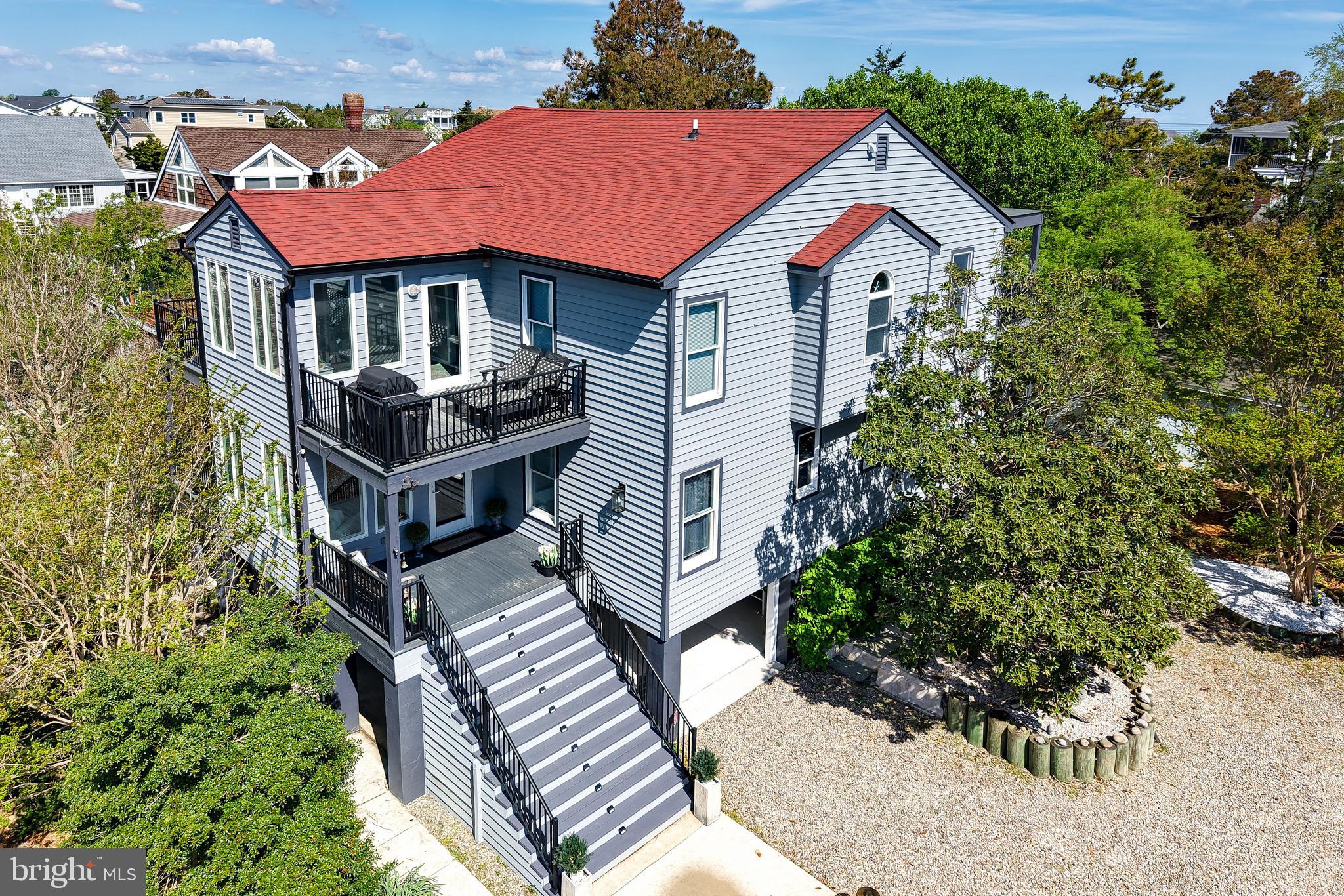 204 MASSACHUSETTS AVENUE