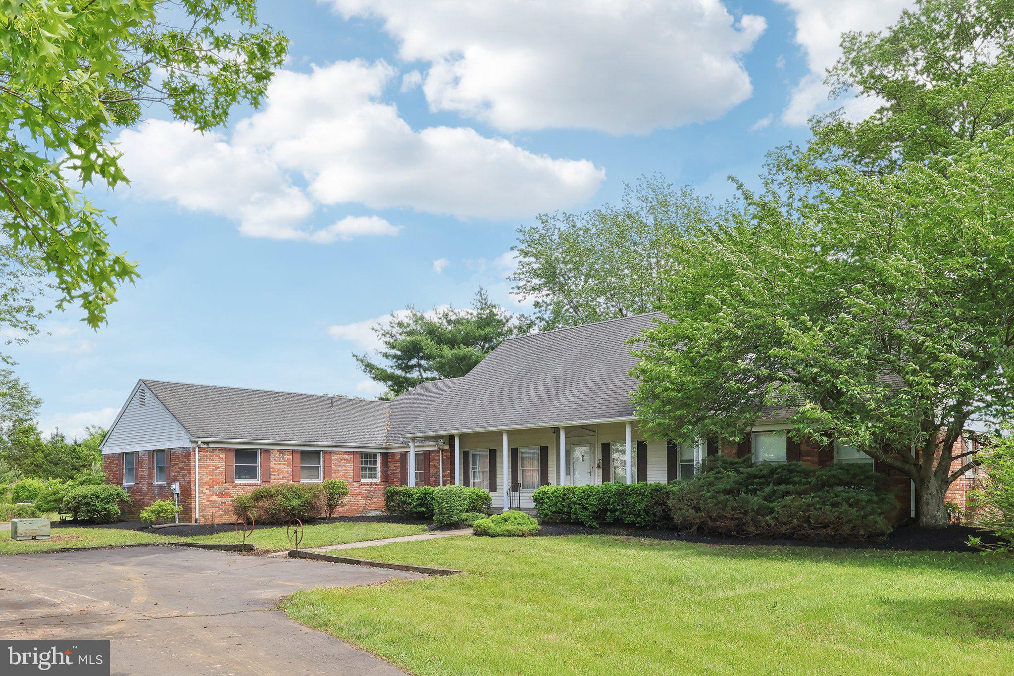 237 BORDENTOWN-GEORGETOWN ROAD