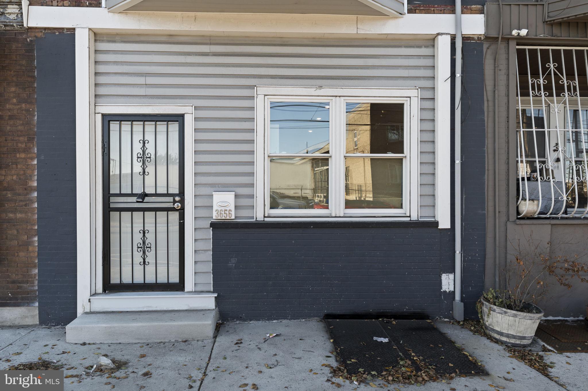 3656 RICHMOND STREET