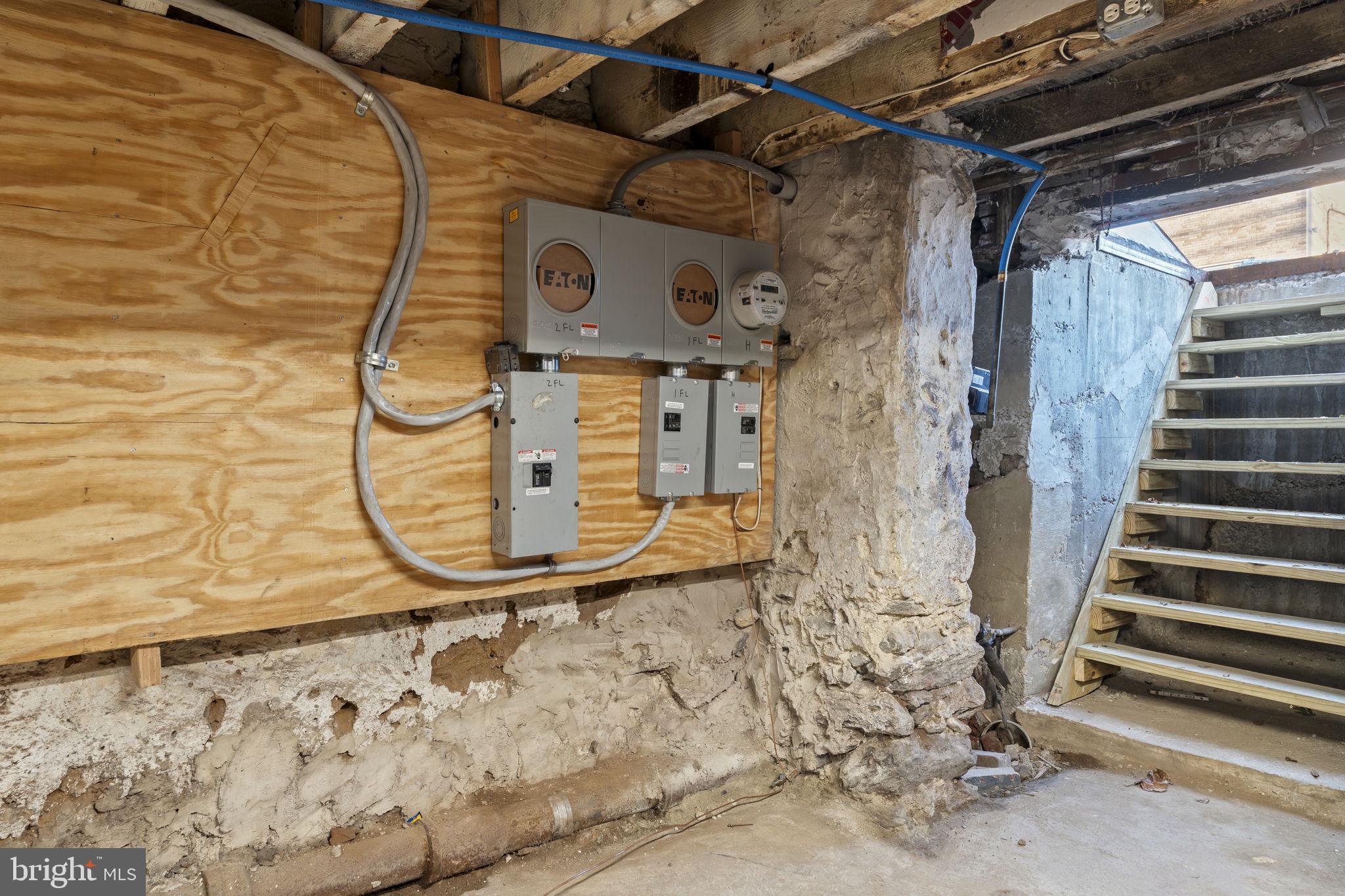 PORT RICHMOND - Residential