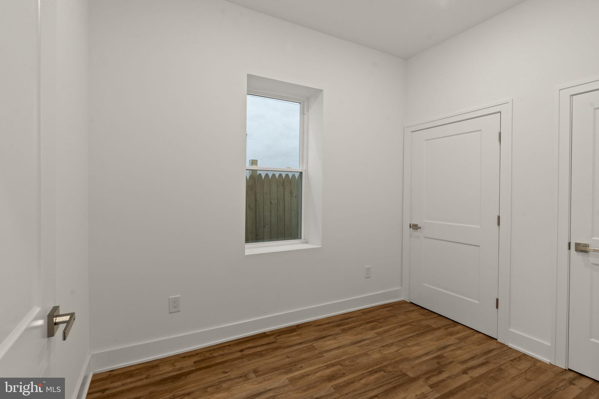 PORT RICHMOND - Residential