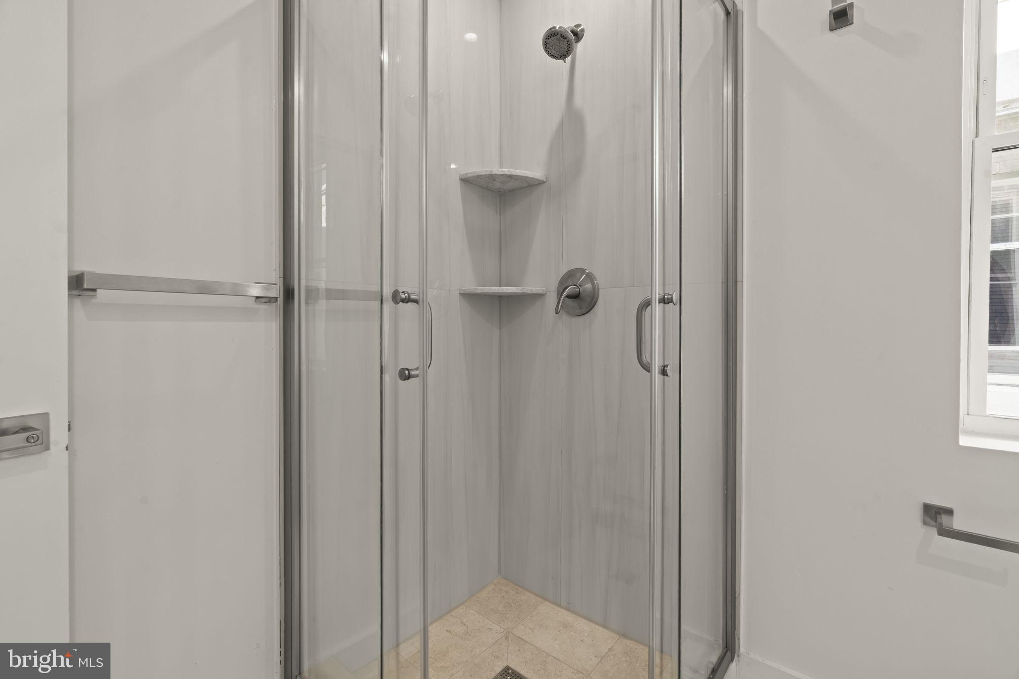 PORT RICHMOND - Residential