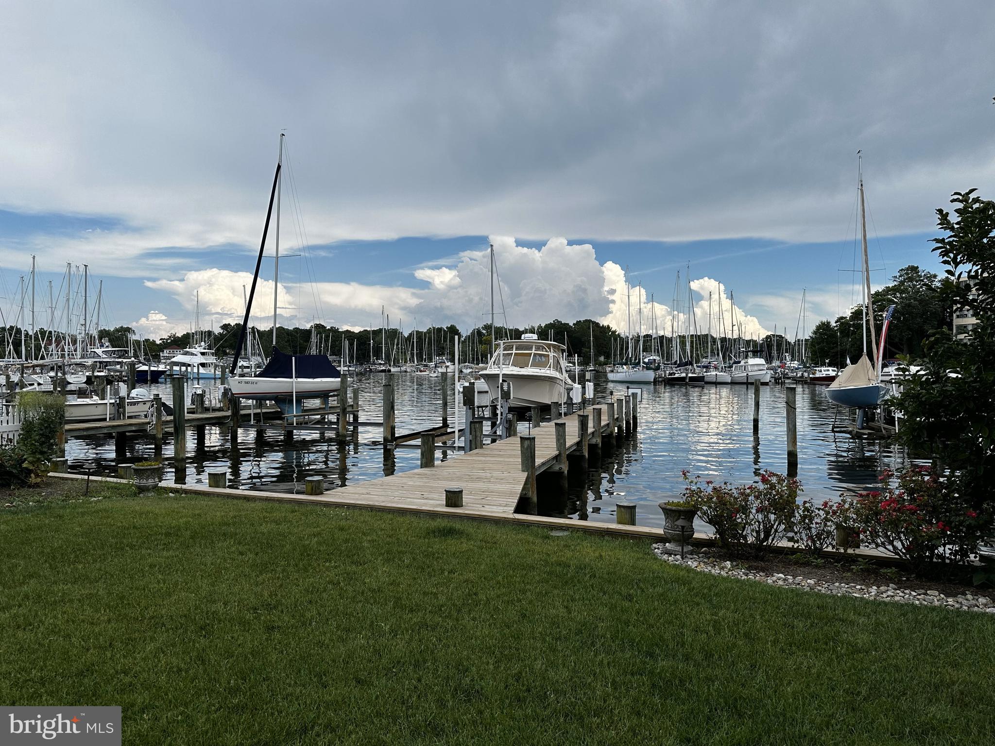 EASTPORT - Residential