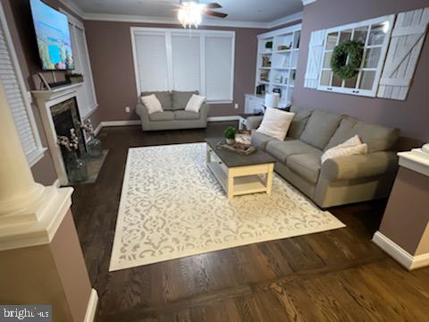 GUNSTON MANOR LANDING - Residential