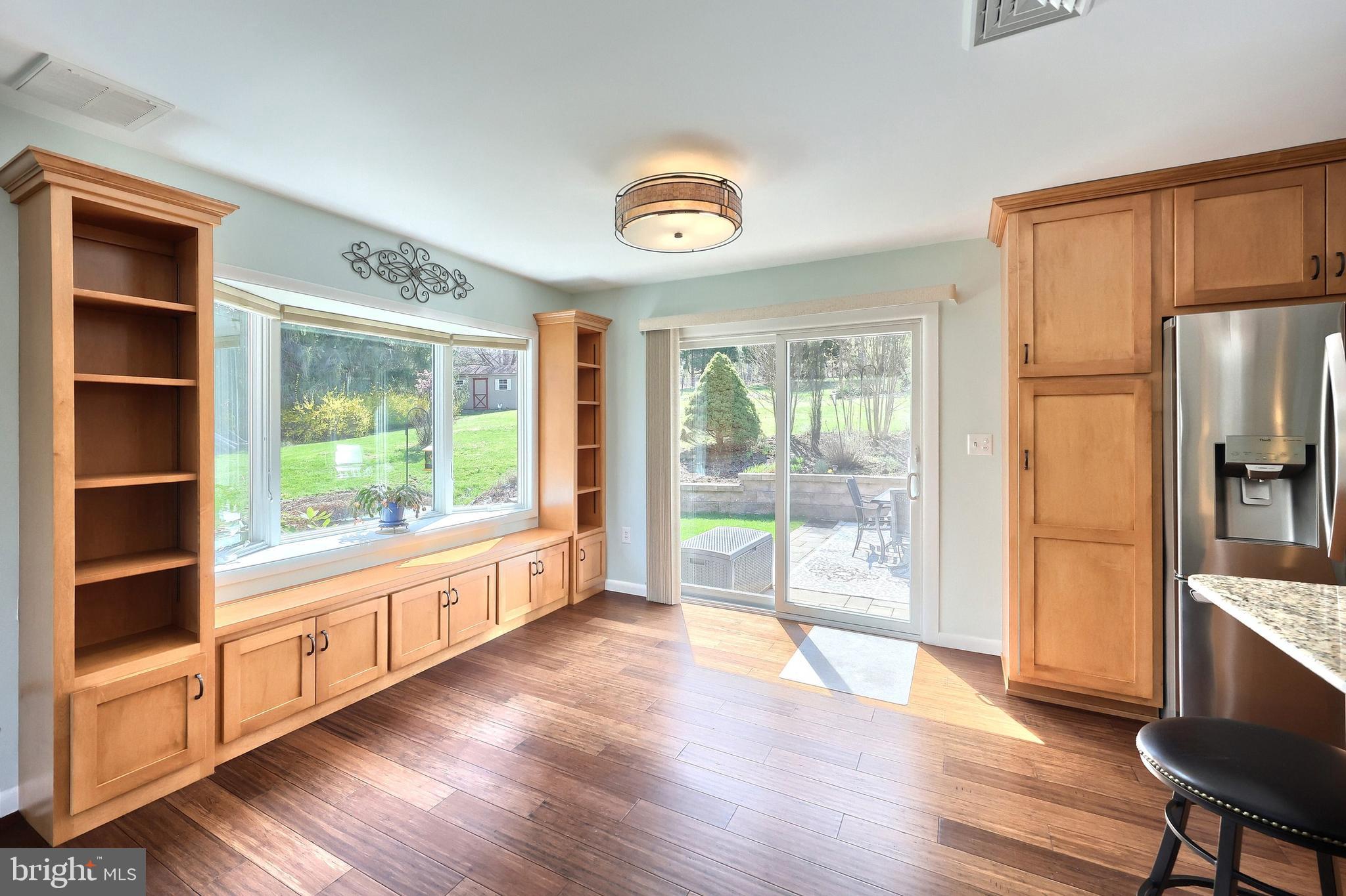 FAIRVIEW HILLS - Residential