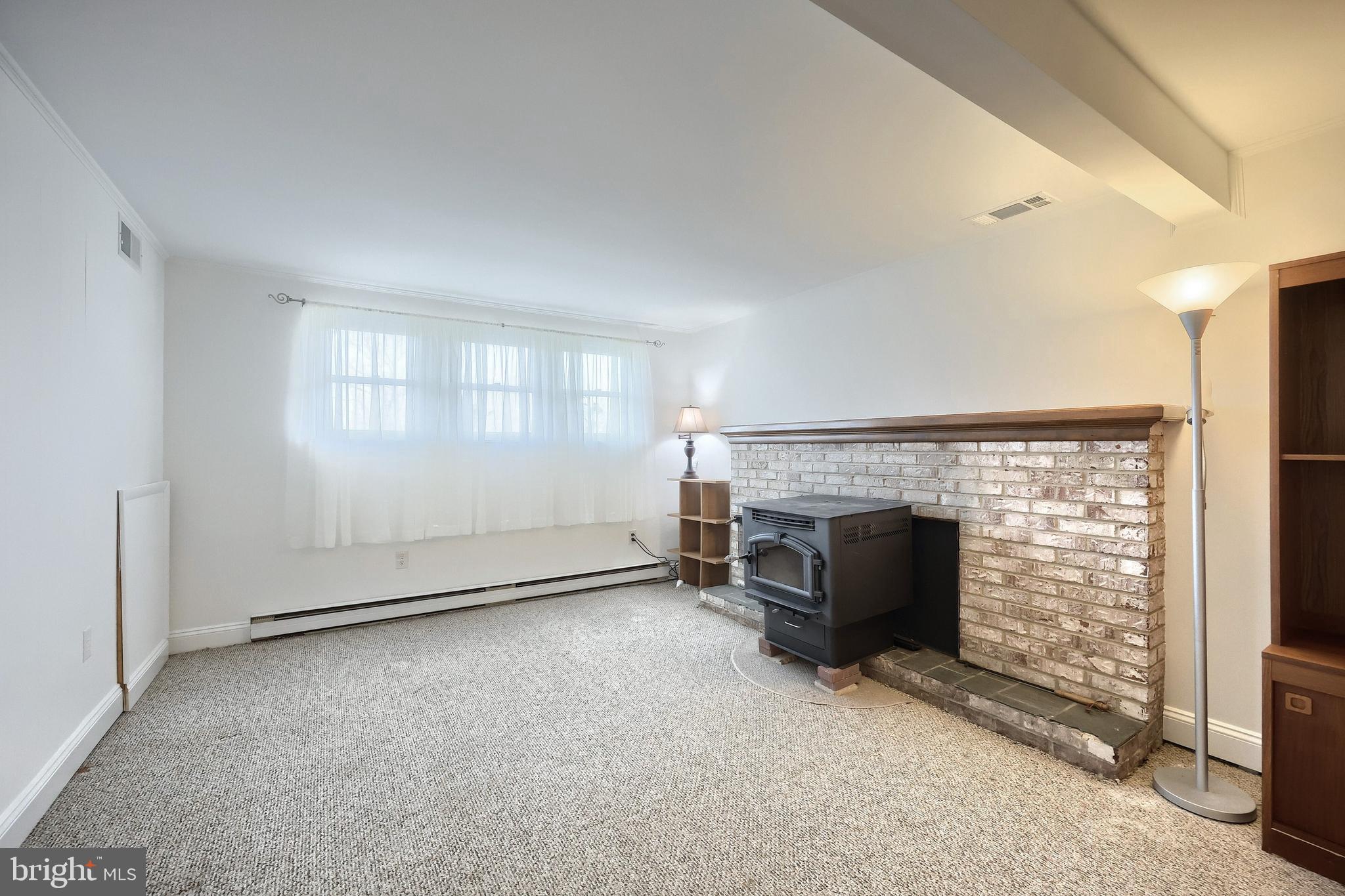 FAIRVIEW HILLS - Residential