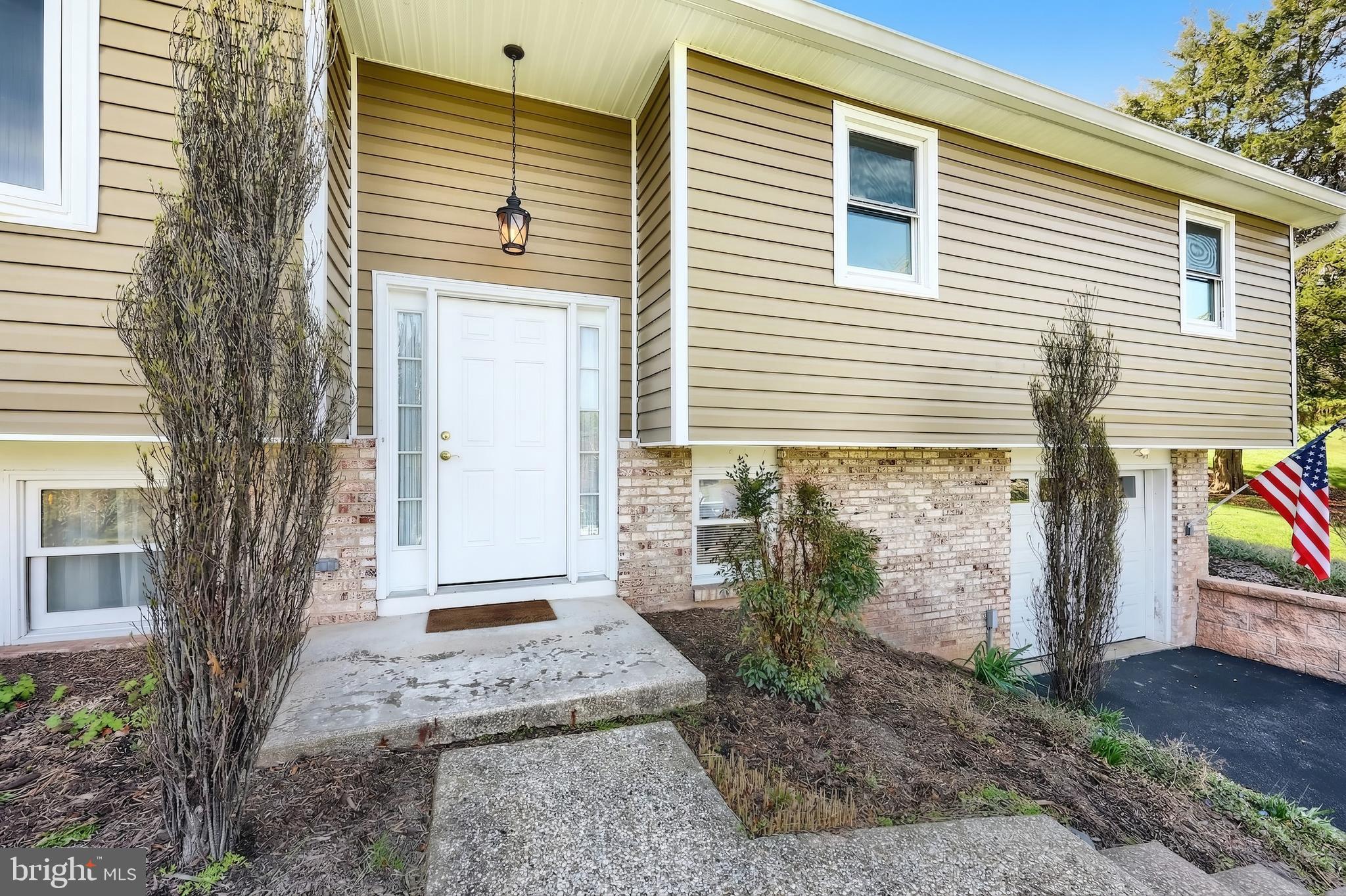 FAIRVIEW HILLS - Residential