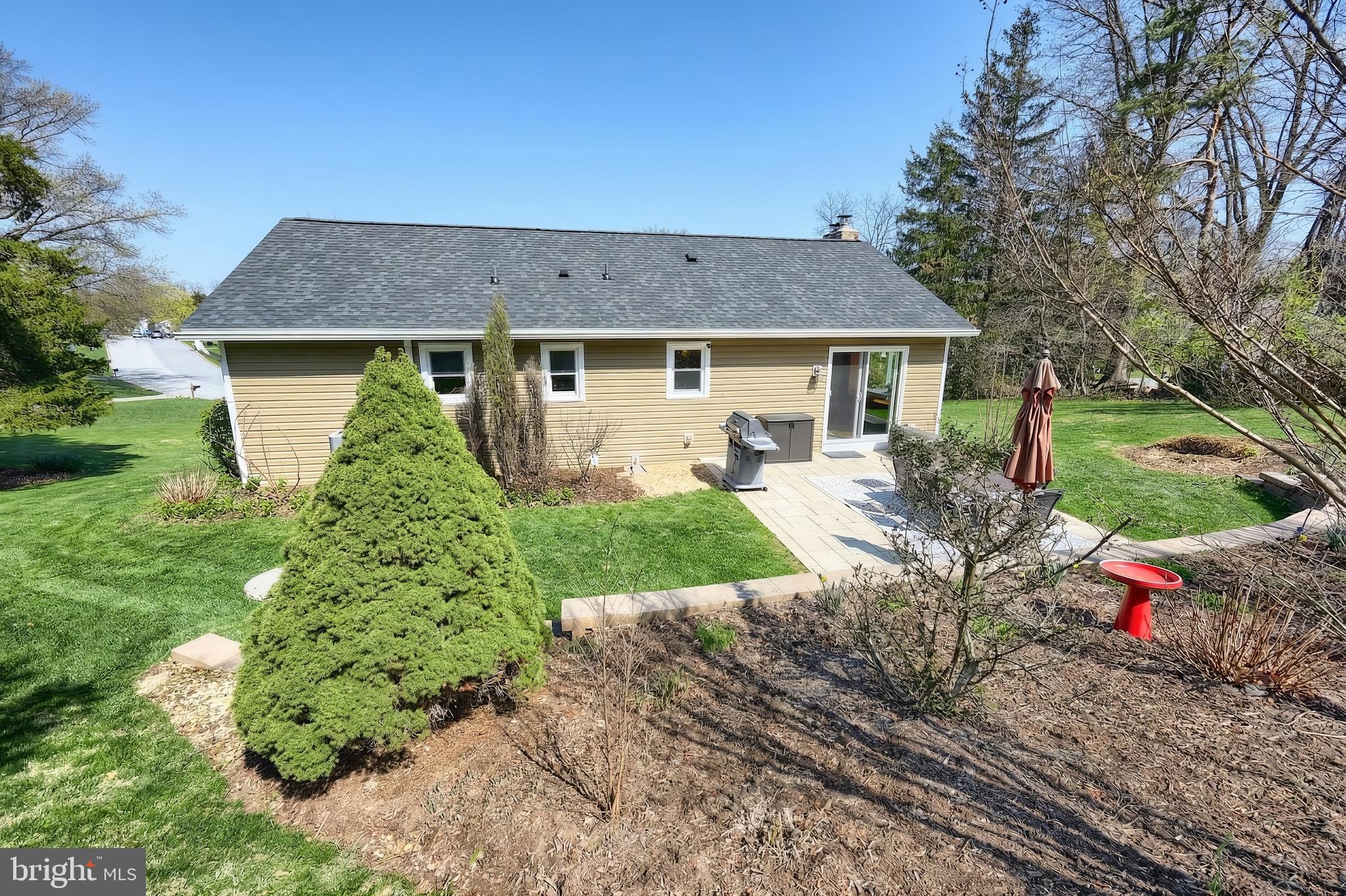 FAIRVIEW HILLS - Residential