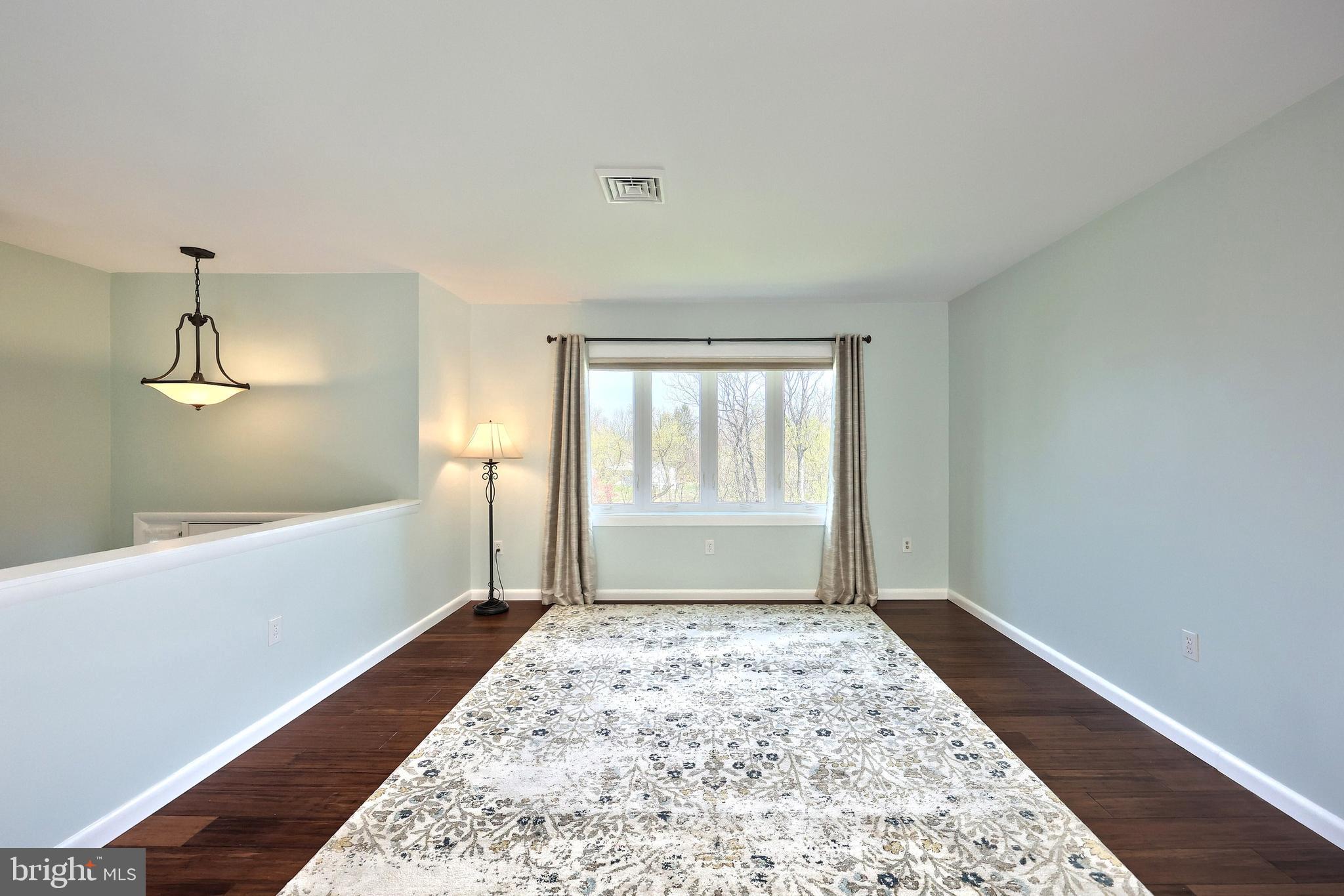 FAIRVIEW HILLS - Residential