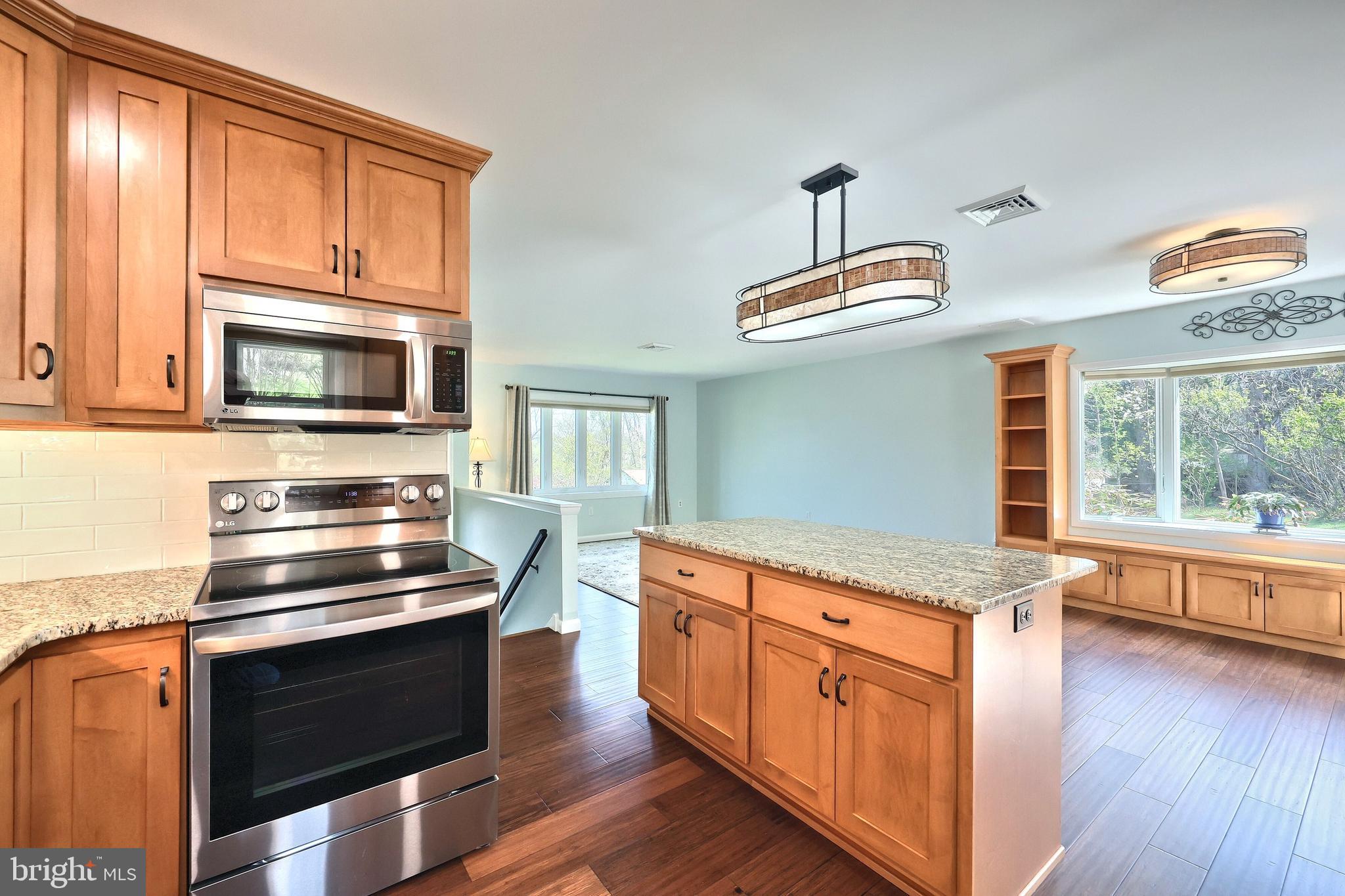 FAIRVIEW HILLS - Residential