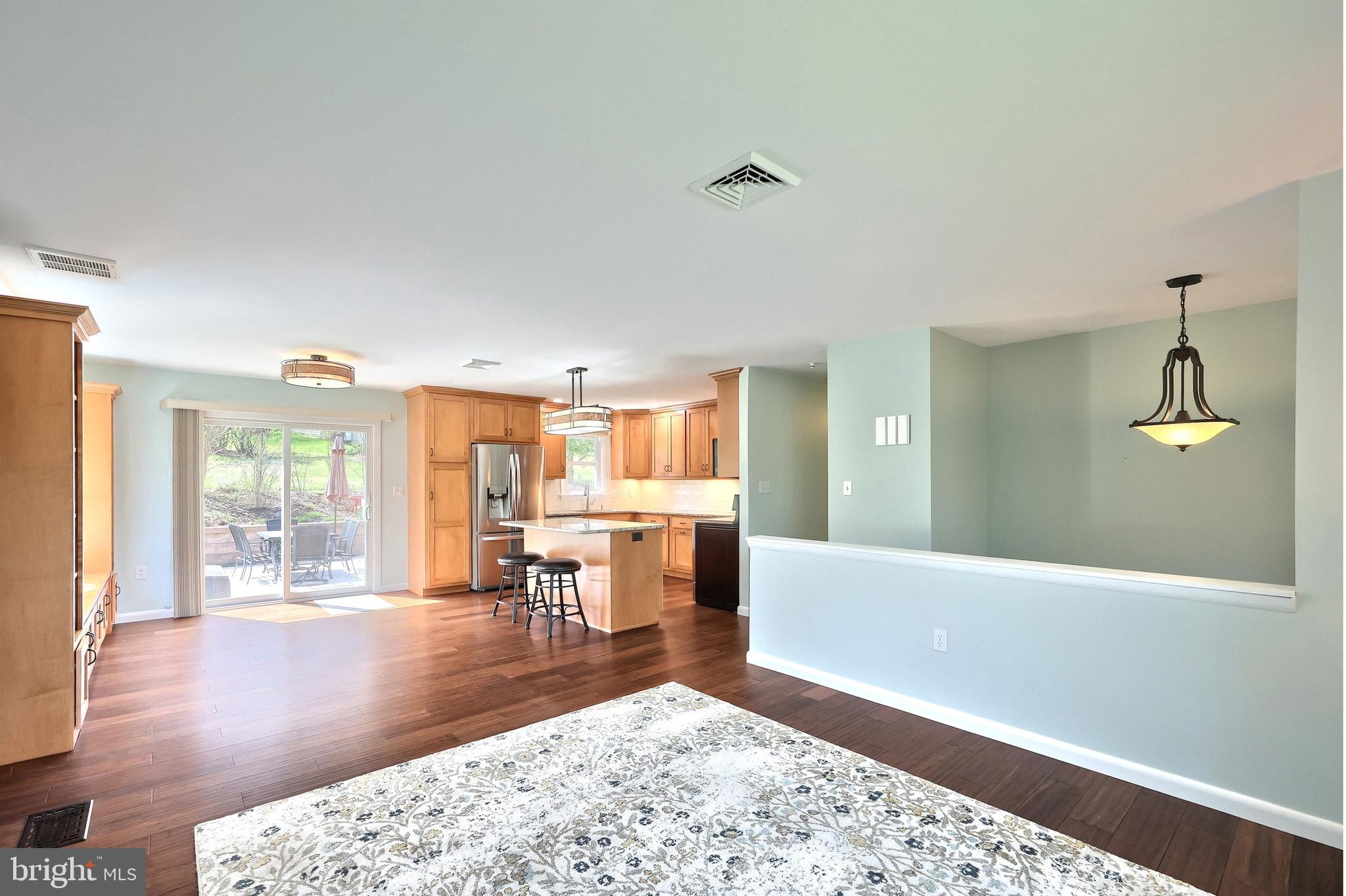 FAIRVIEW HILLS - Residential