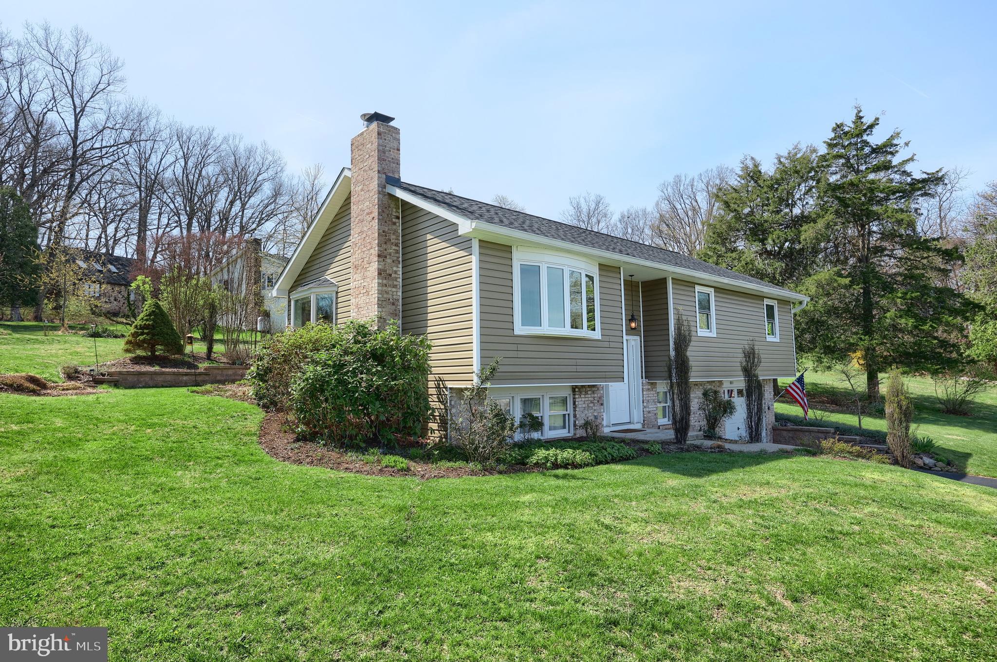 FAIRVIEW HILLS - Residential