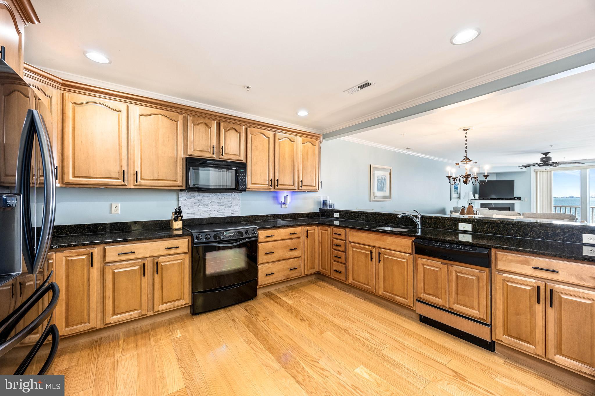 OCEAN PINES - THE POINT - Residential