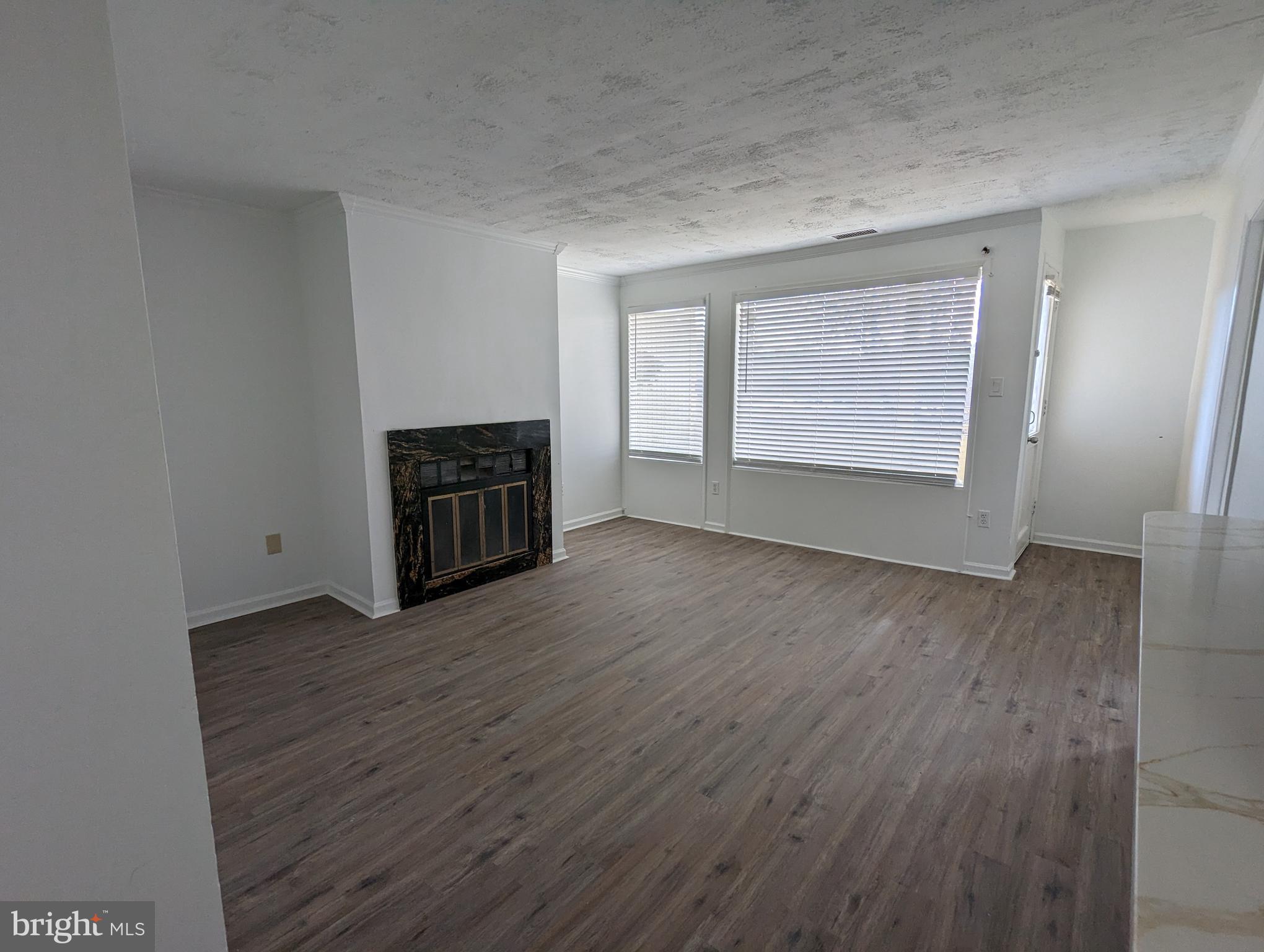 HOLLY HILL CONDOMINIUMS - Residential Lease