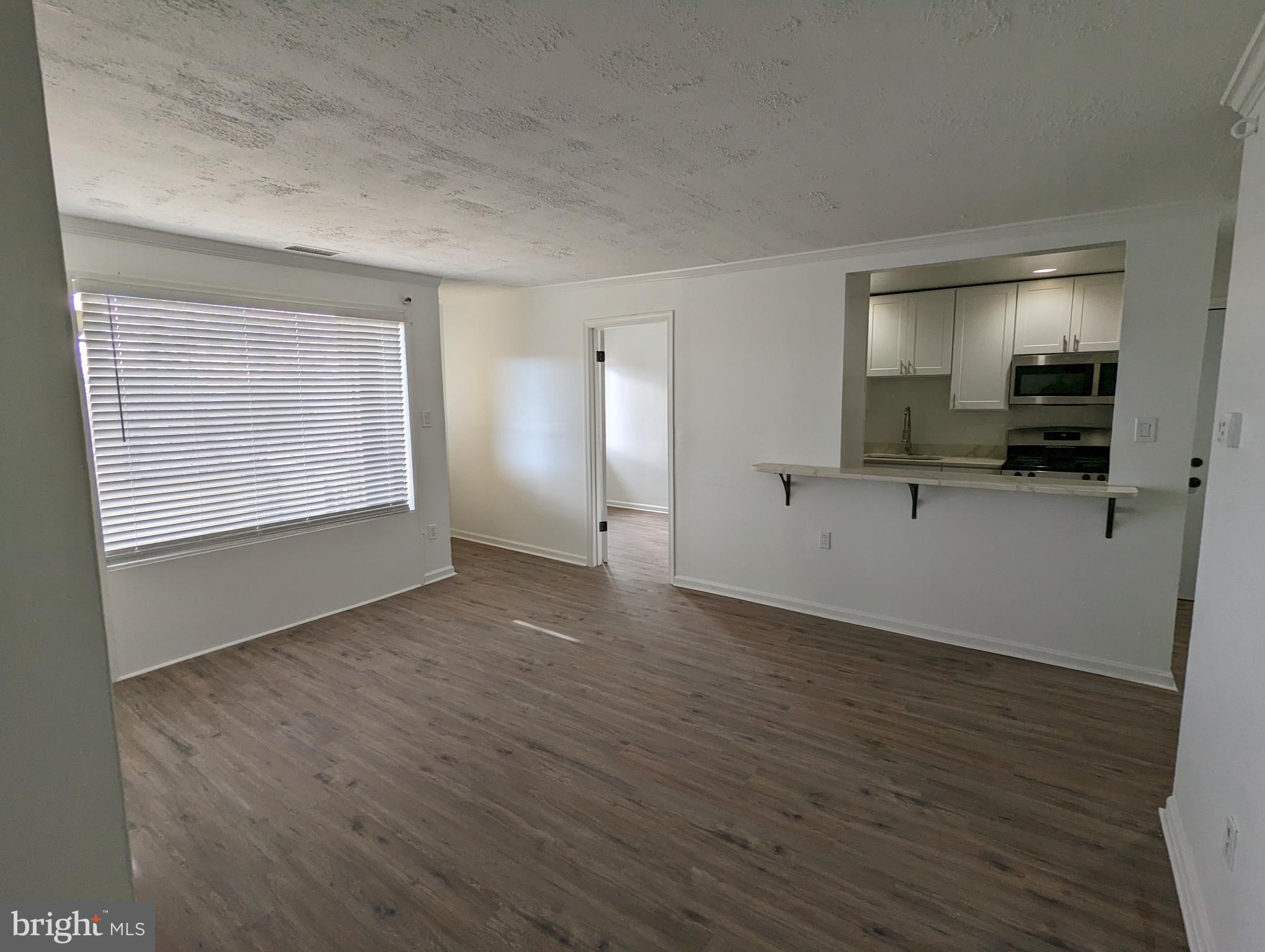 HOLLY HILL CONDOMINIUMS - Residential Lease