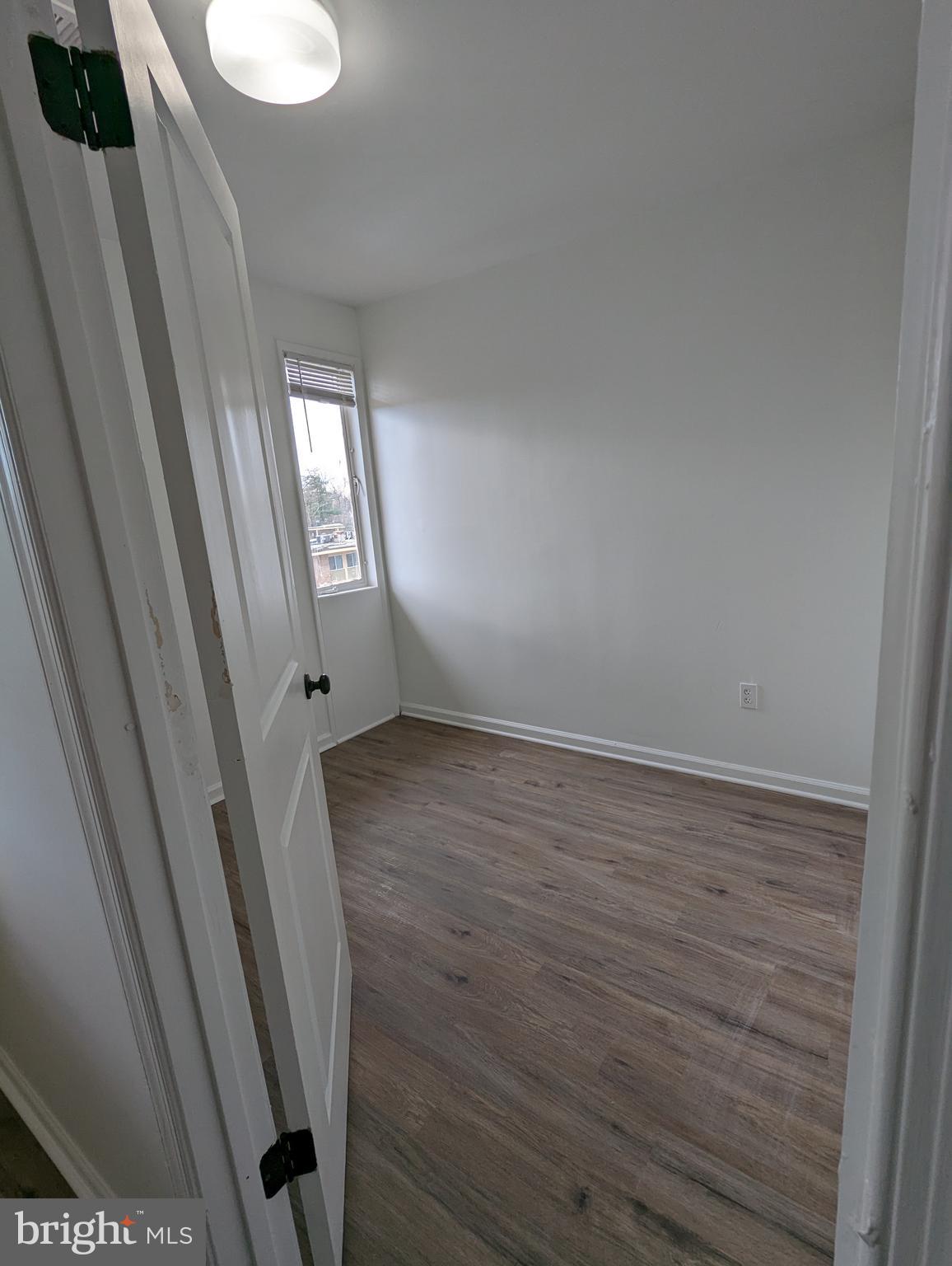 HOLLY HILL CONDOMINIUMS - Residential Lease