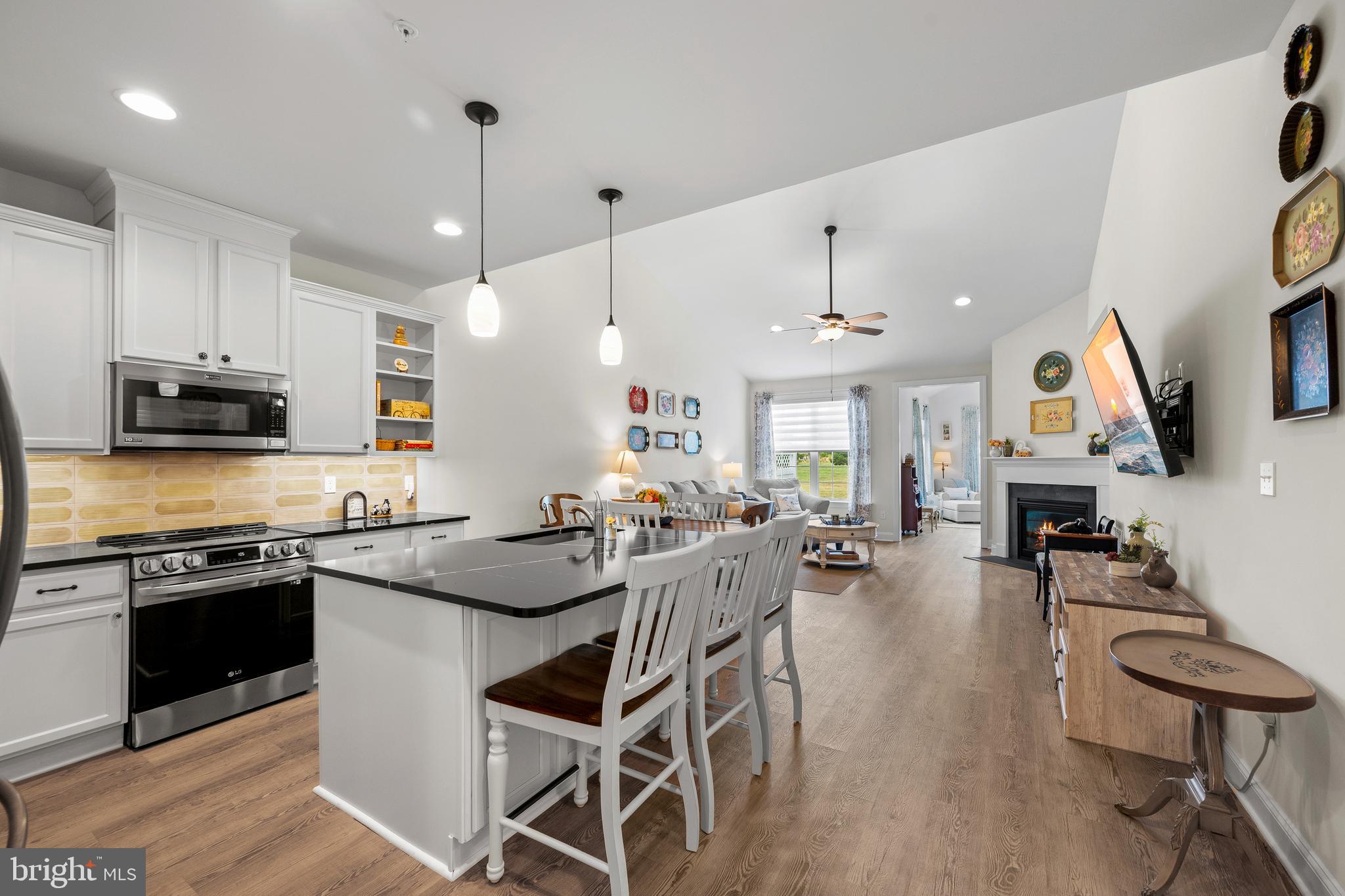 222 MOORINGS CIRCLE 126