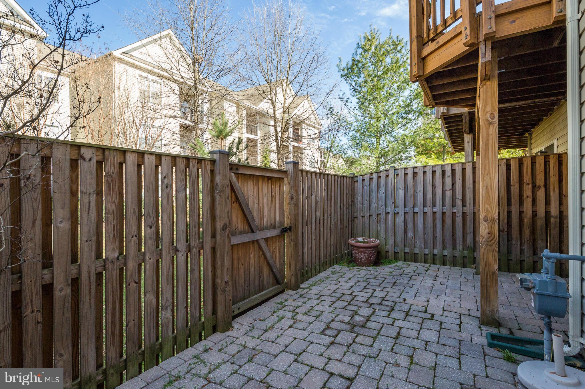 FAIRCREST - Residential