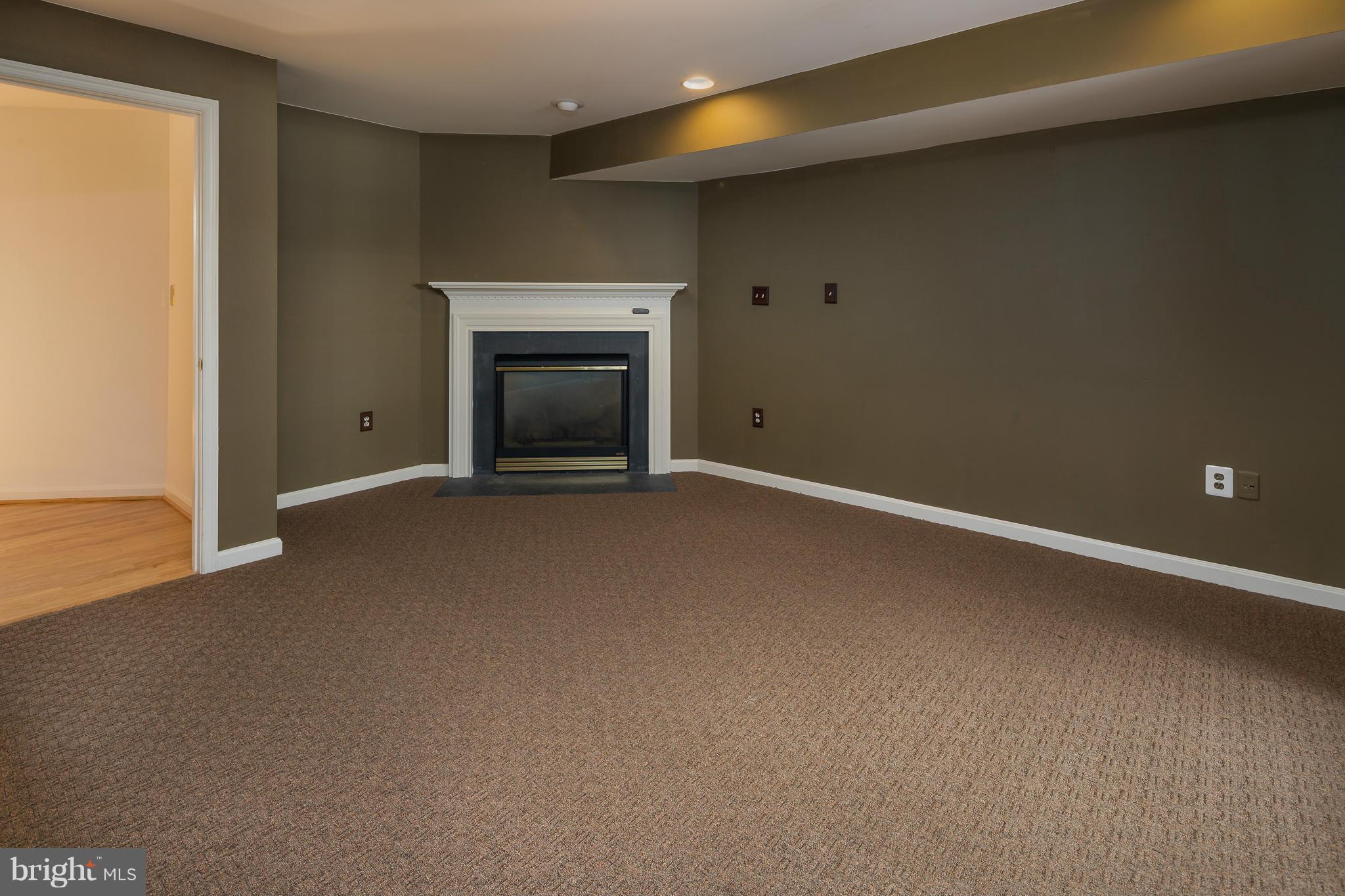 FAIRCREST - Residential