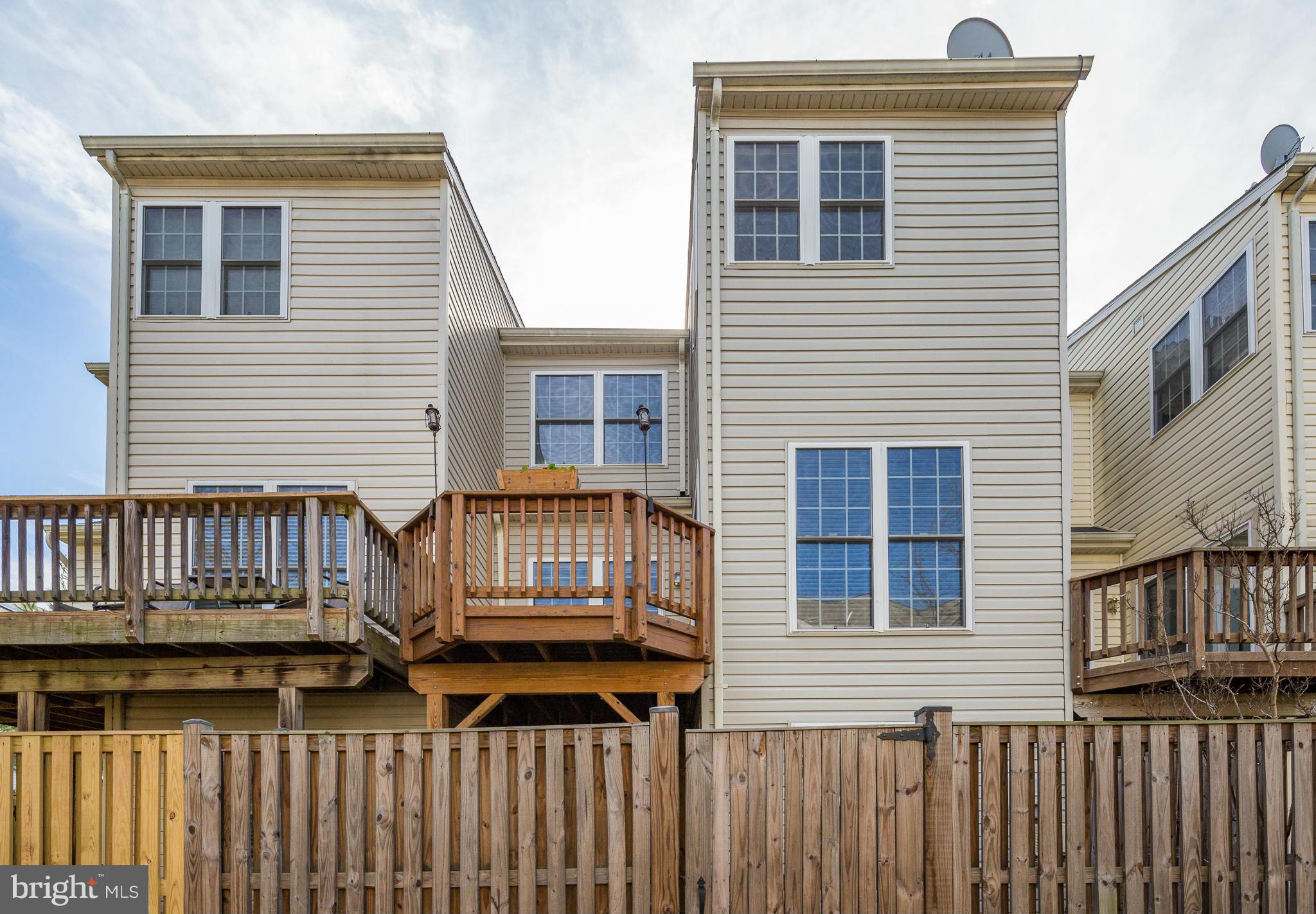 FAIRCREST - Residential