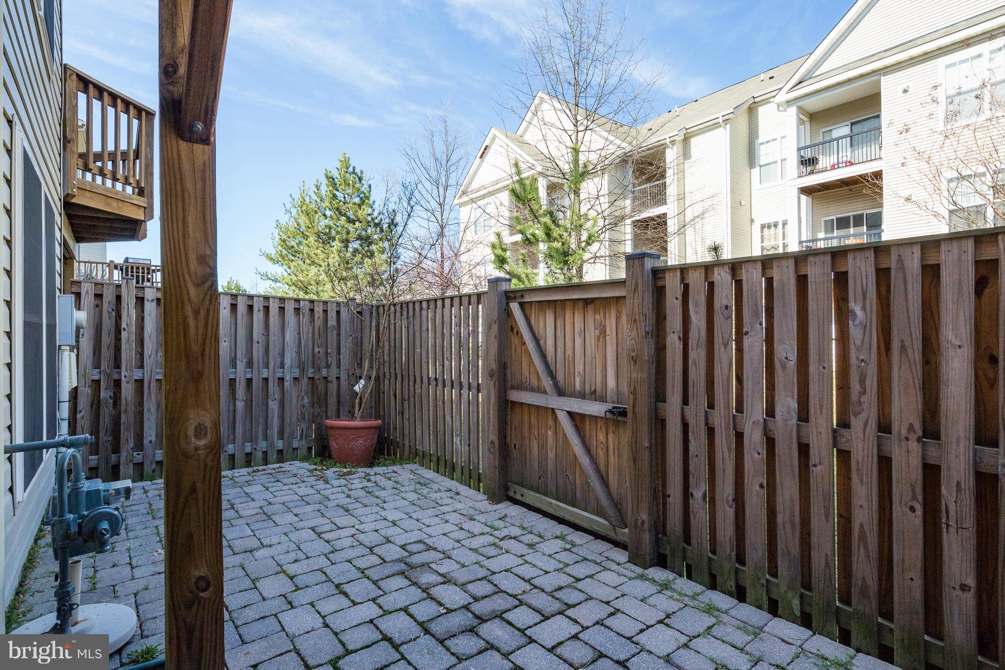 FAIRCREST - Residential