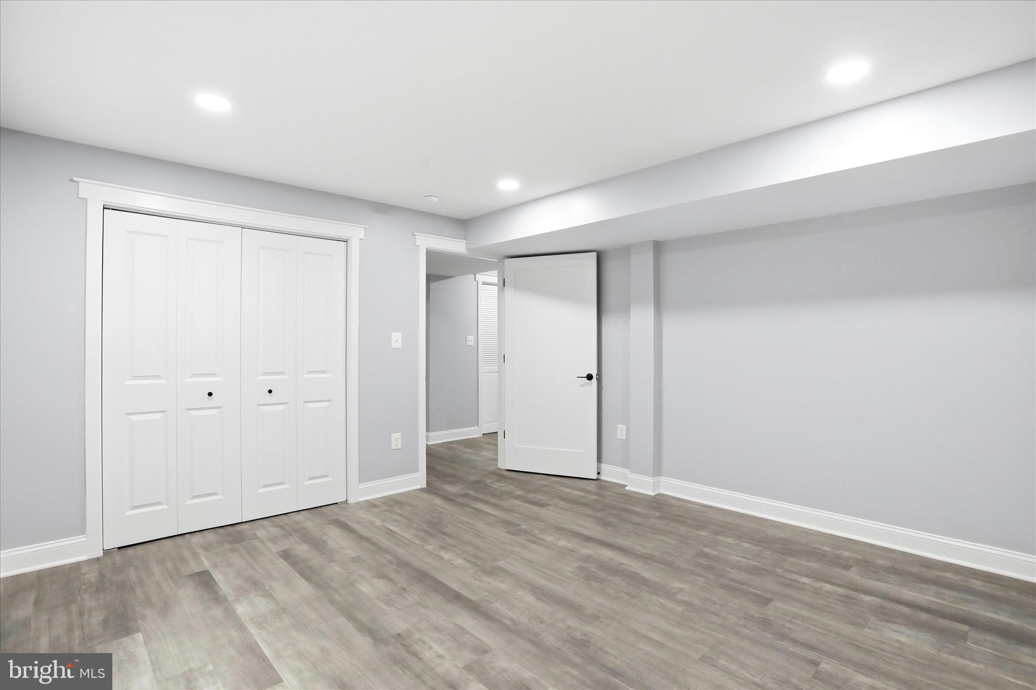 WARREN E CARSON EST - Residential