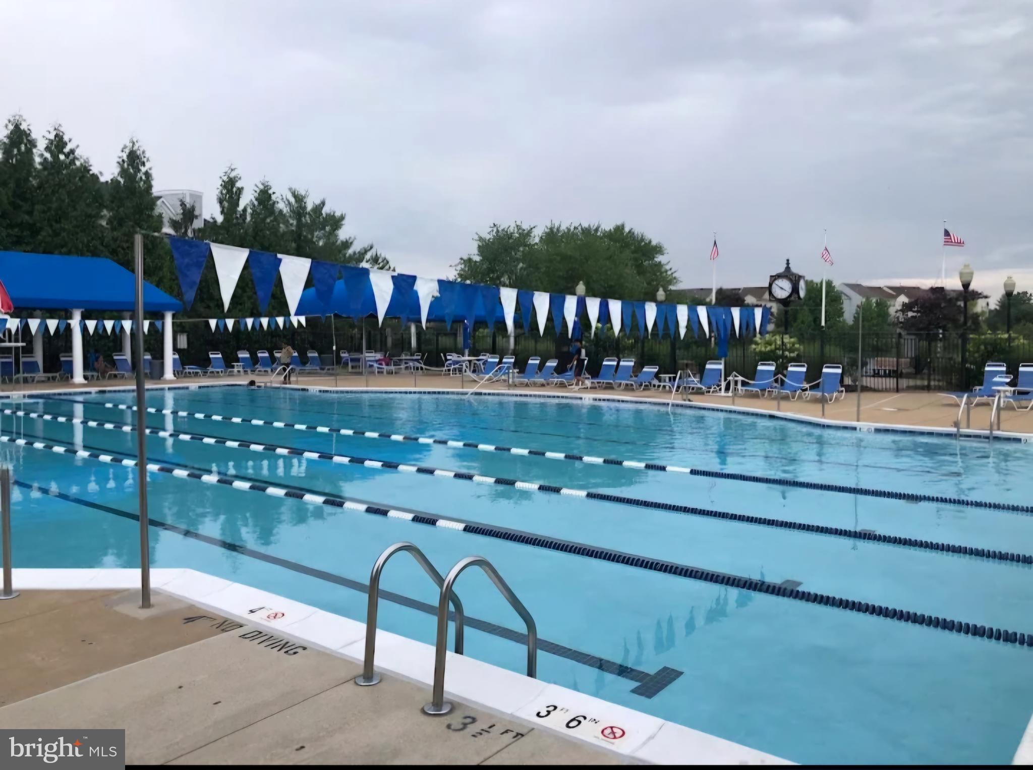 FOUR SEASONS AT ASHBURN VILLAGE - Residential