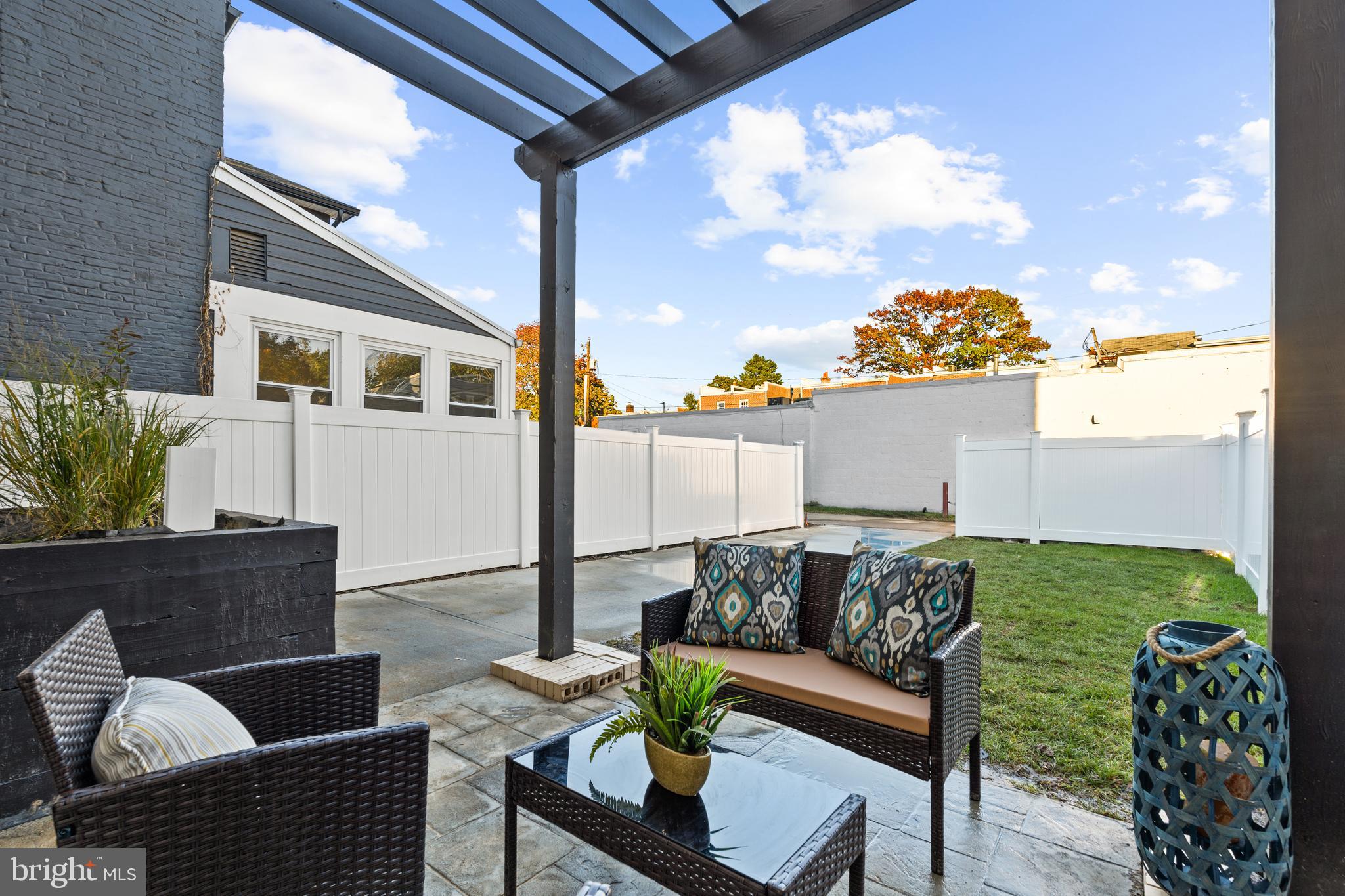 PARKER GRAY - Residential