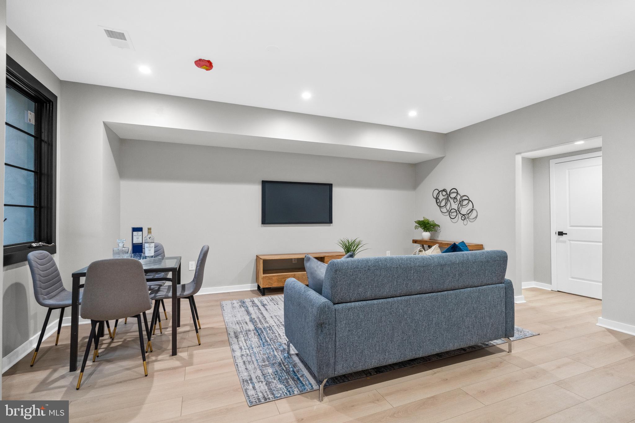 PARKER GRAY - Residential