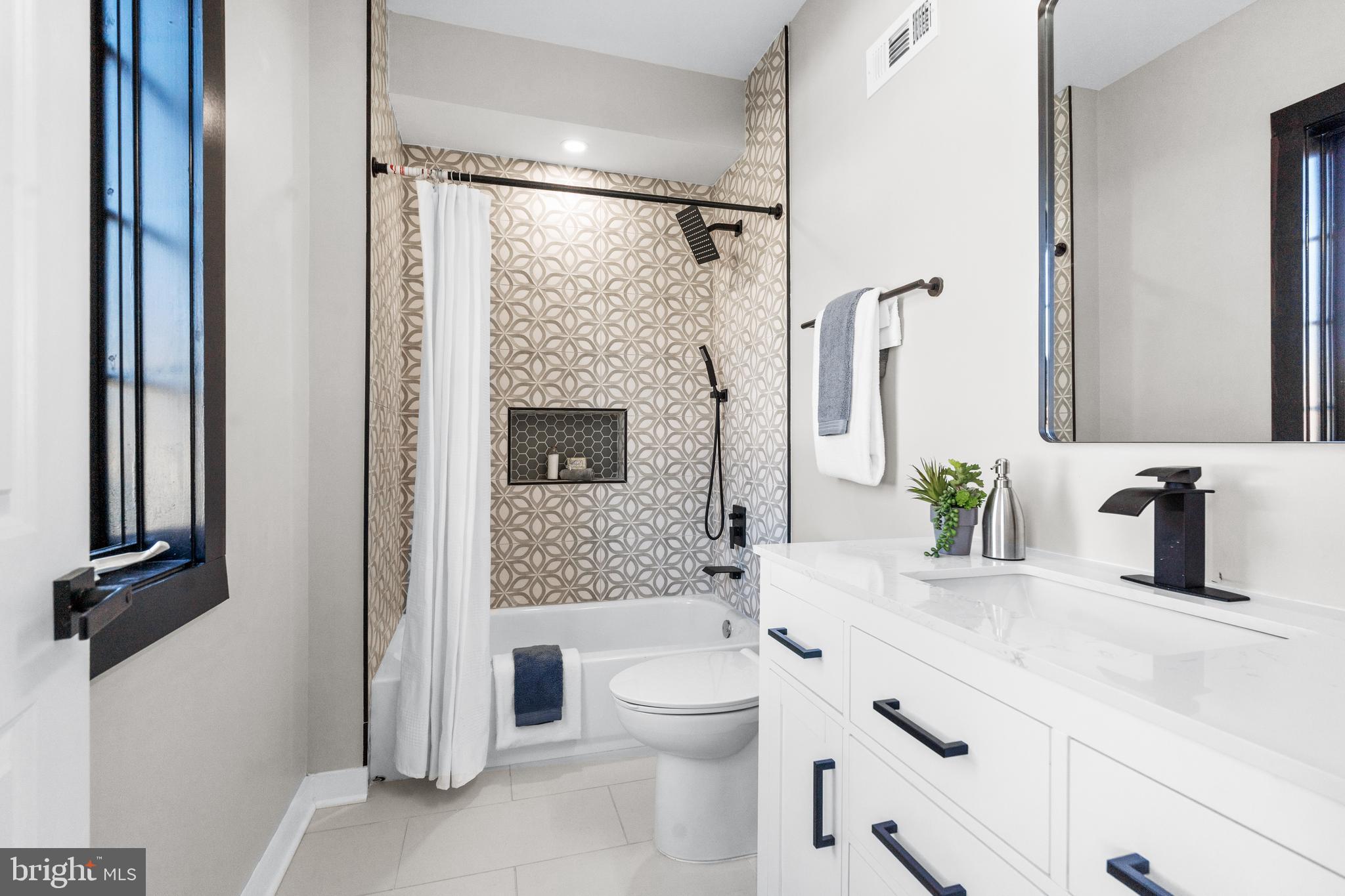 PARKER GRAY - Residential