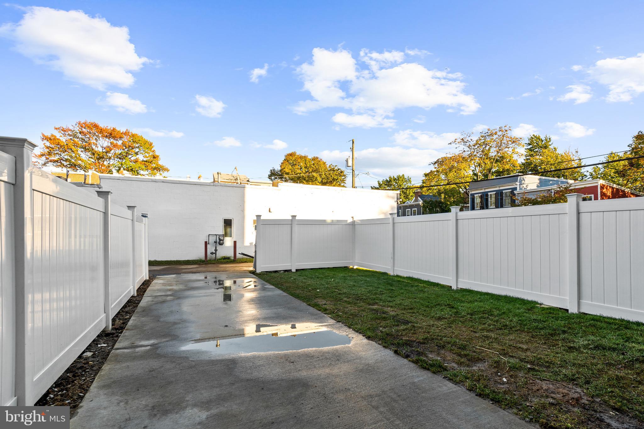 PARKER GRAY - Residential