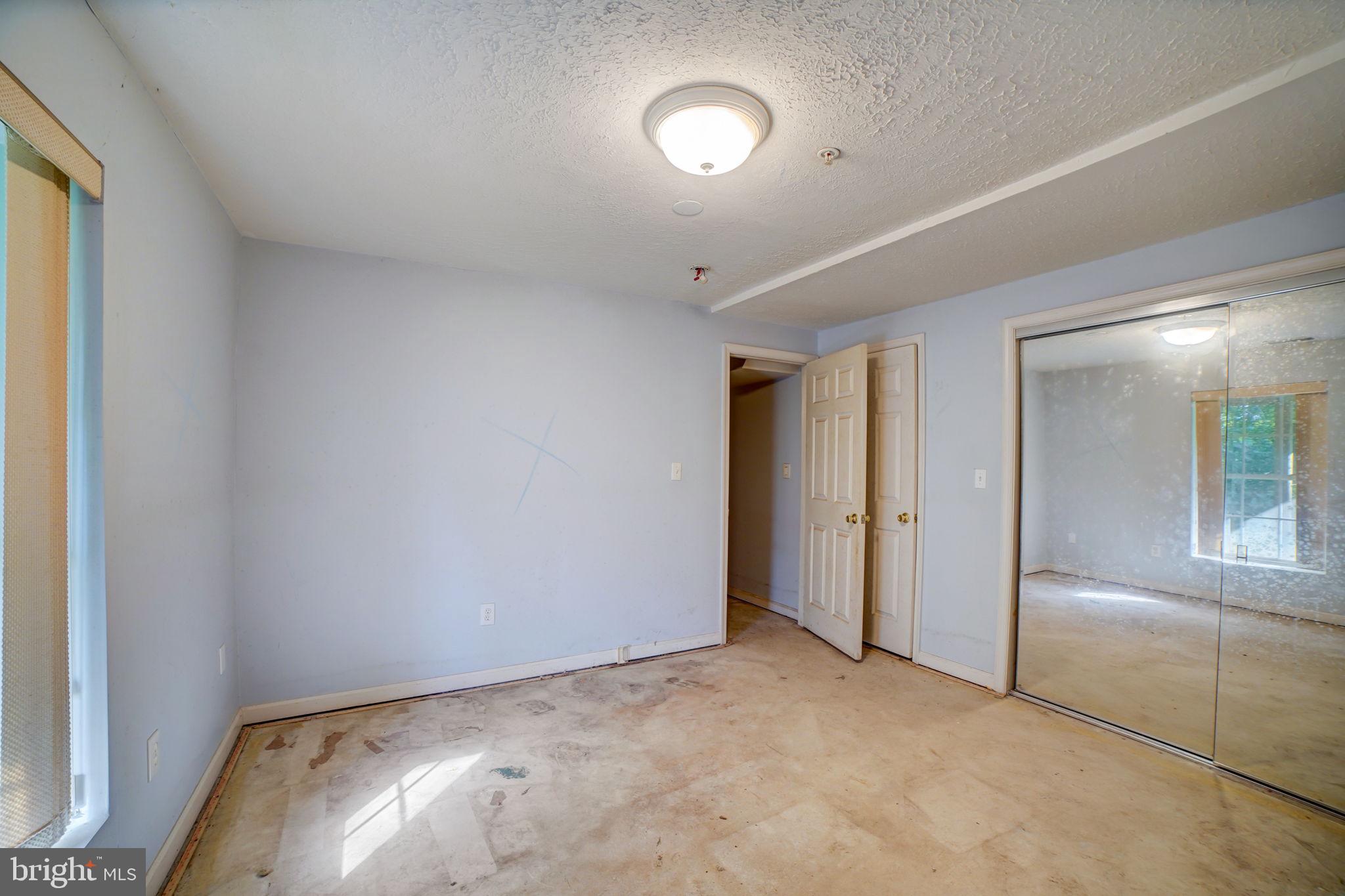 COLLINGTON ESTATES - Residential