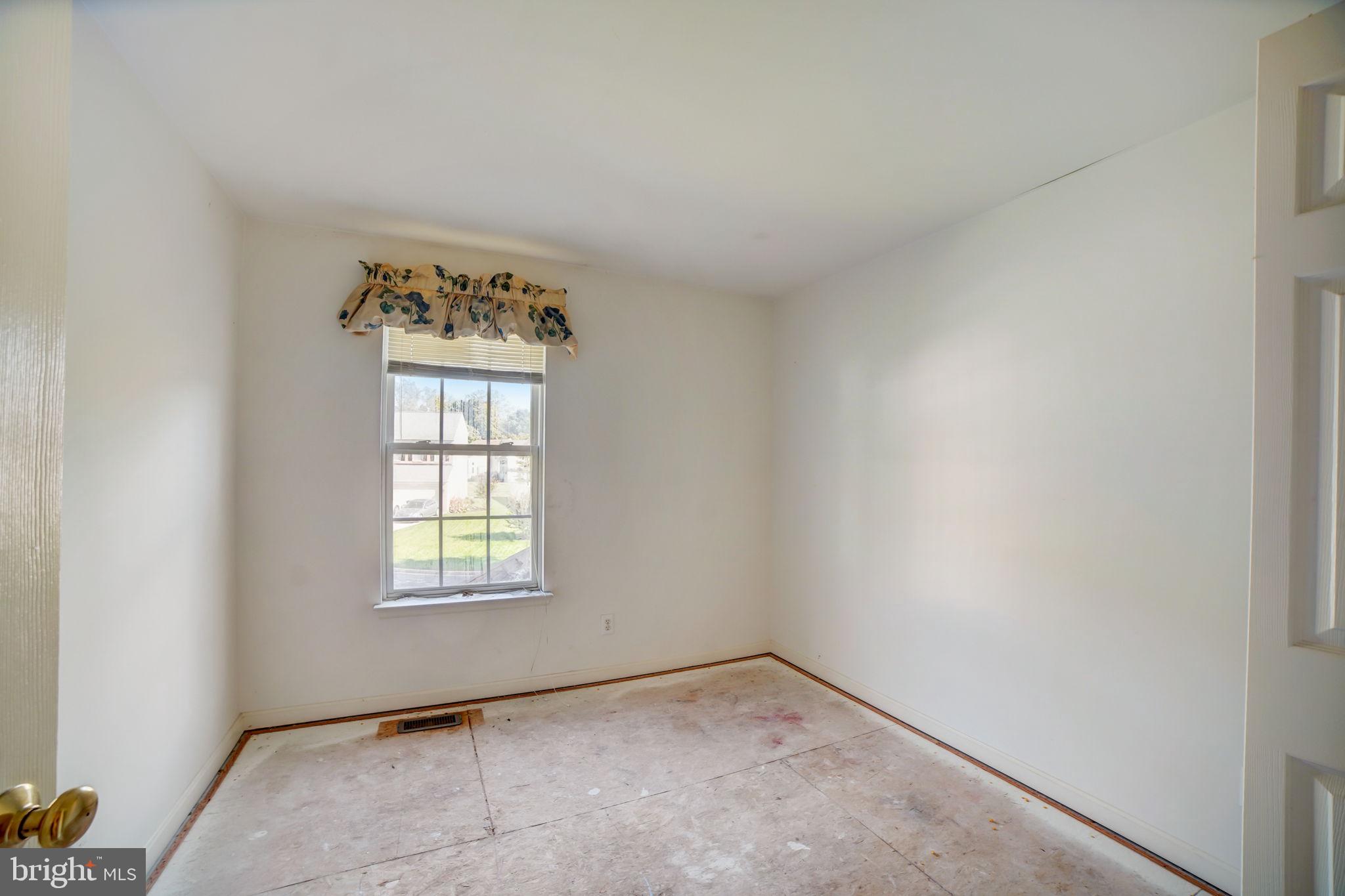 COLLINGTON ESTATES - Residential