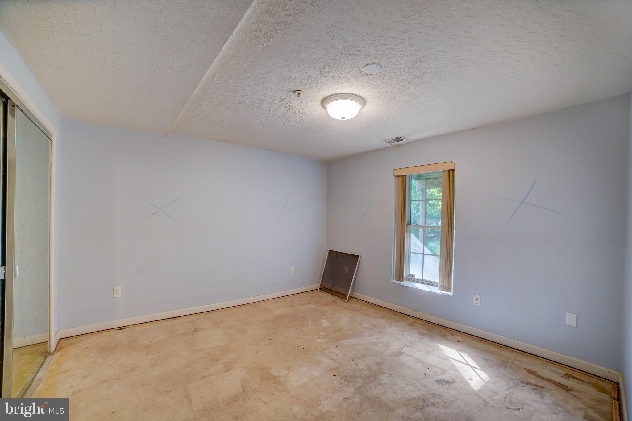 COLLINGTON ESTATES - Residential