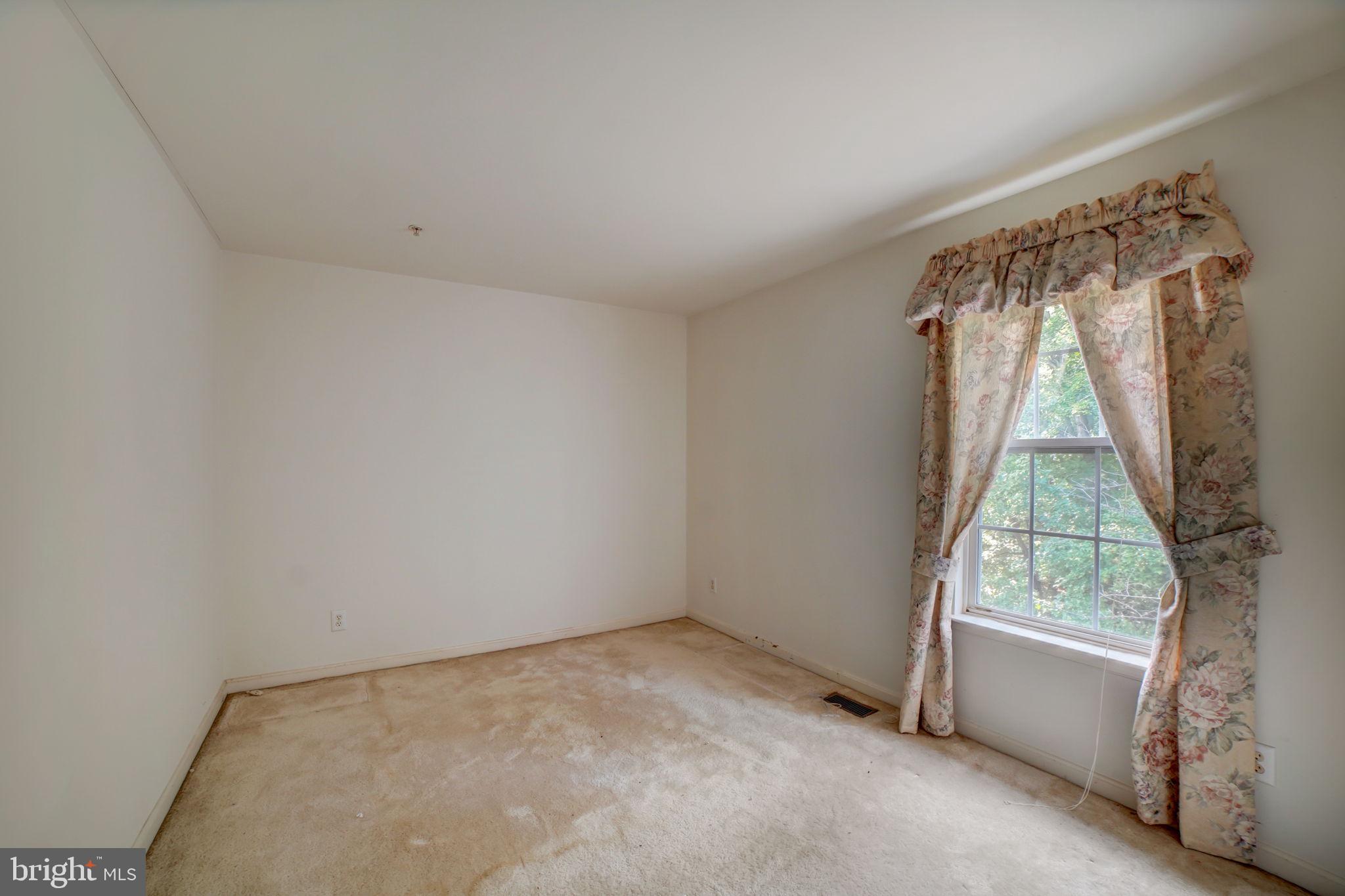 COLLINGTON ESTATES - Residential