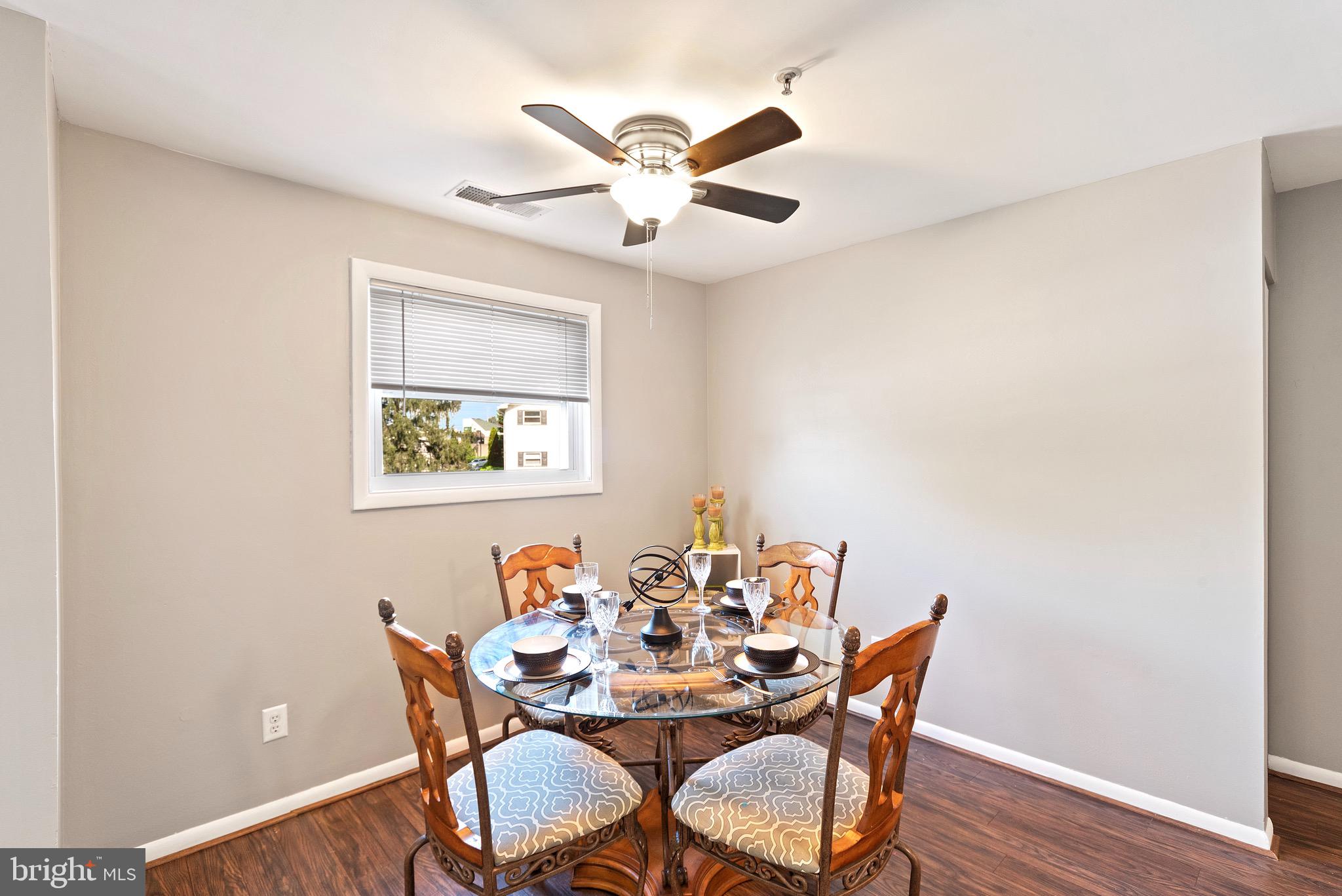 WARREN LODGE CONDOMINIUMS - Residential