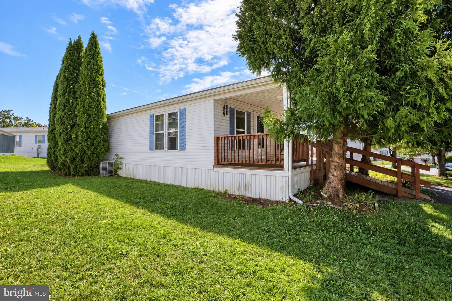 101 BARNWOOD PLACE