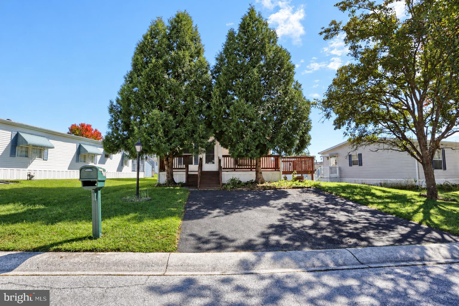 101 BARNWOOD PLACE