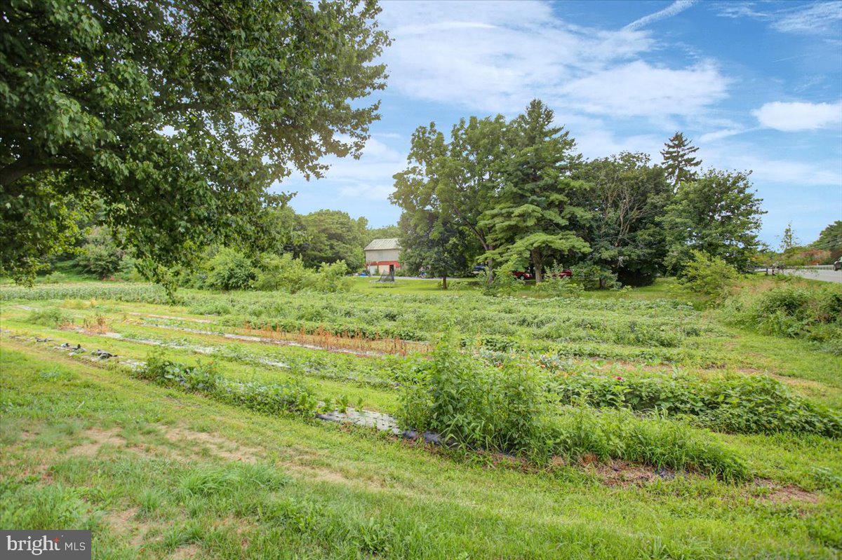 822 RITNER HIGHWAY