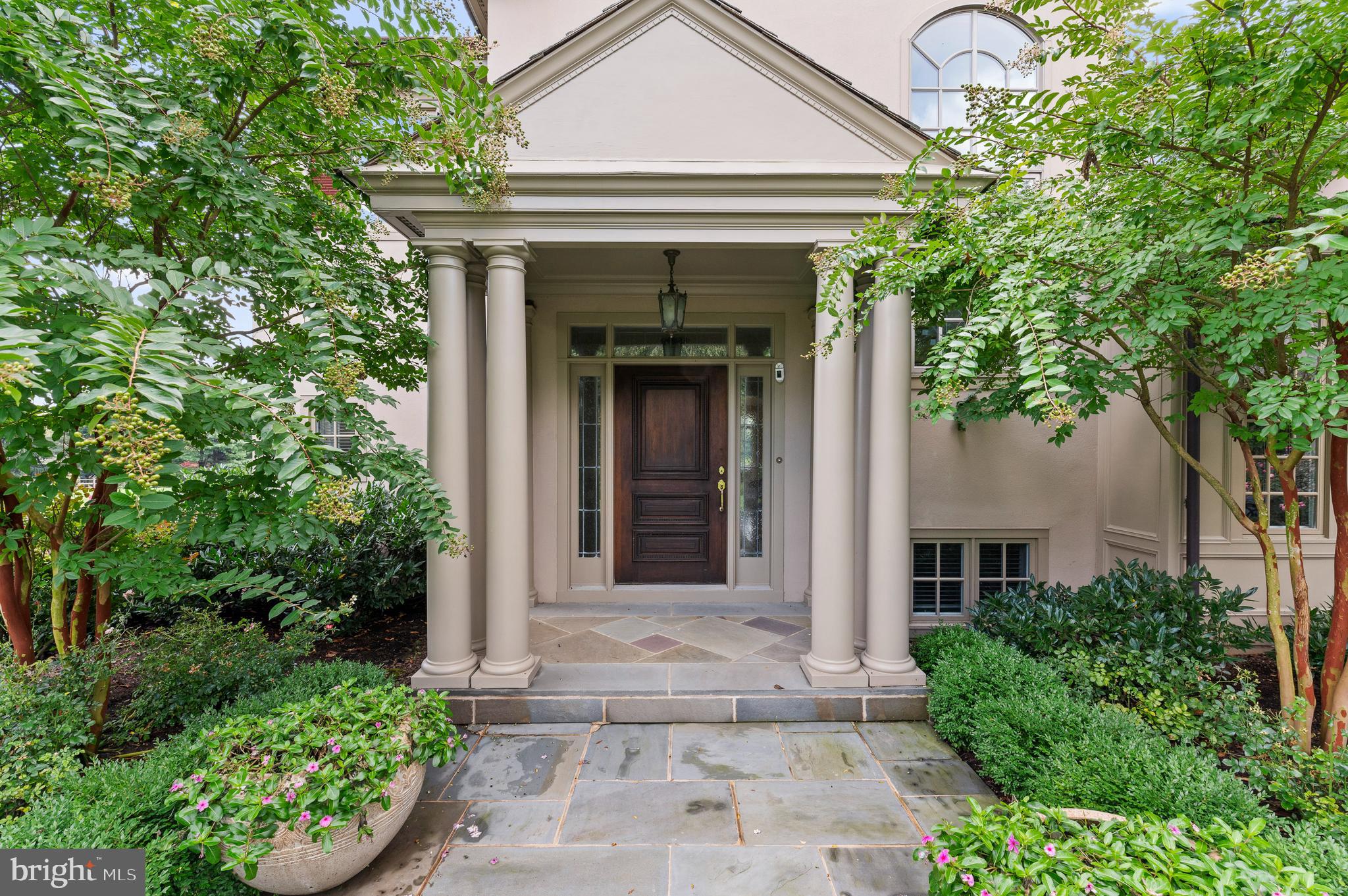 RADNOR HUNT - Residential