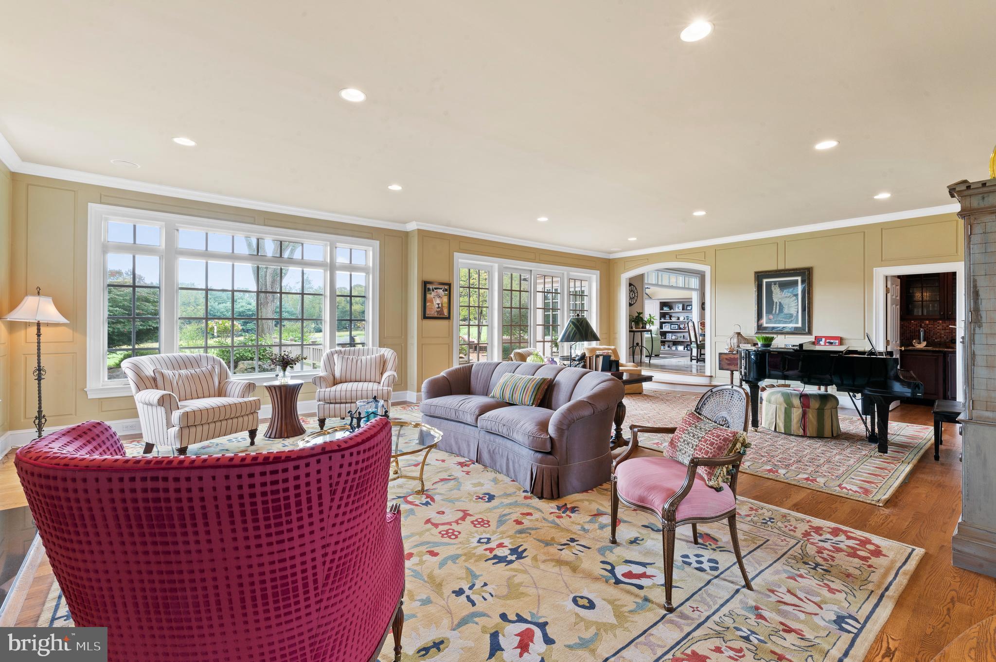 RADNOR HUNT - Residential