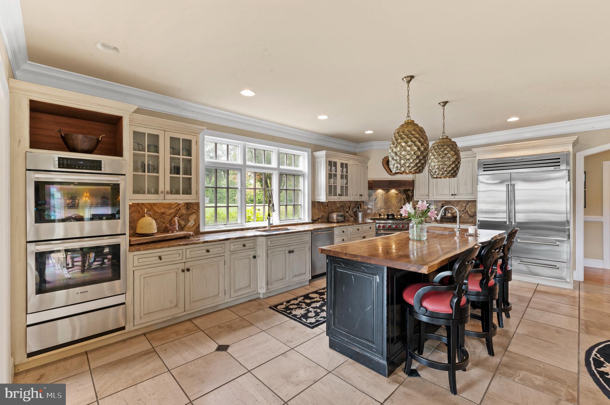 RADNOR HUNT - Residential