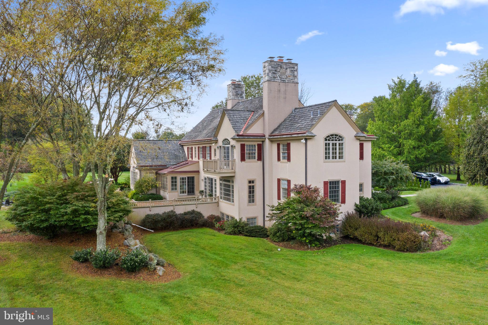 RADNOR HUNT - Residential
