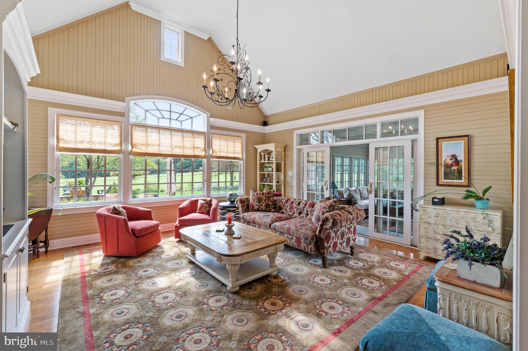 RADNOR HUNT - Residential