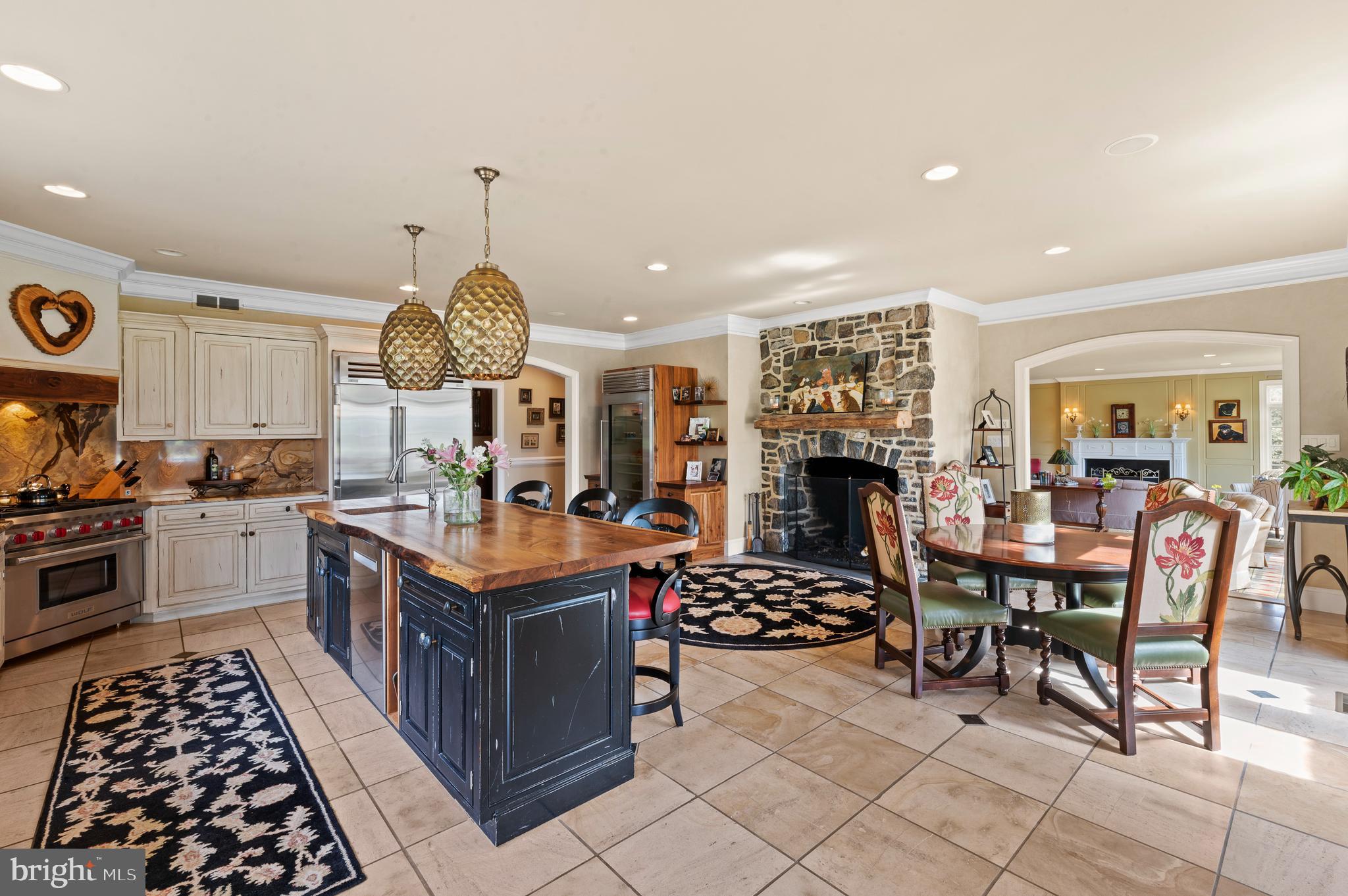 RADNOR HUNT - Residential