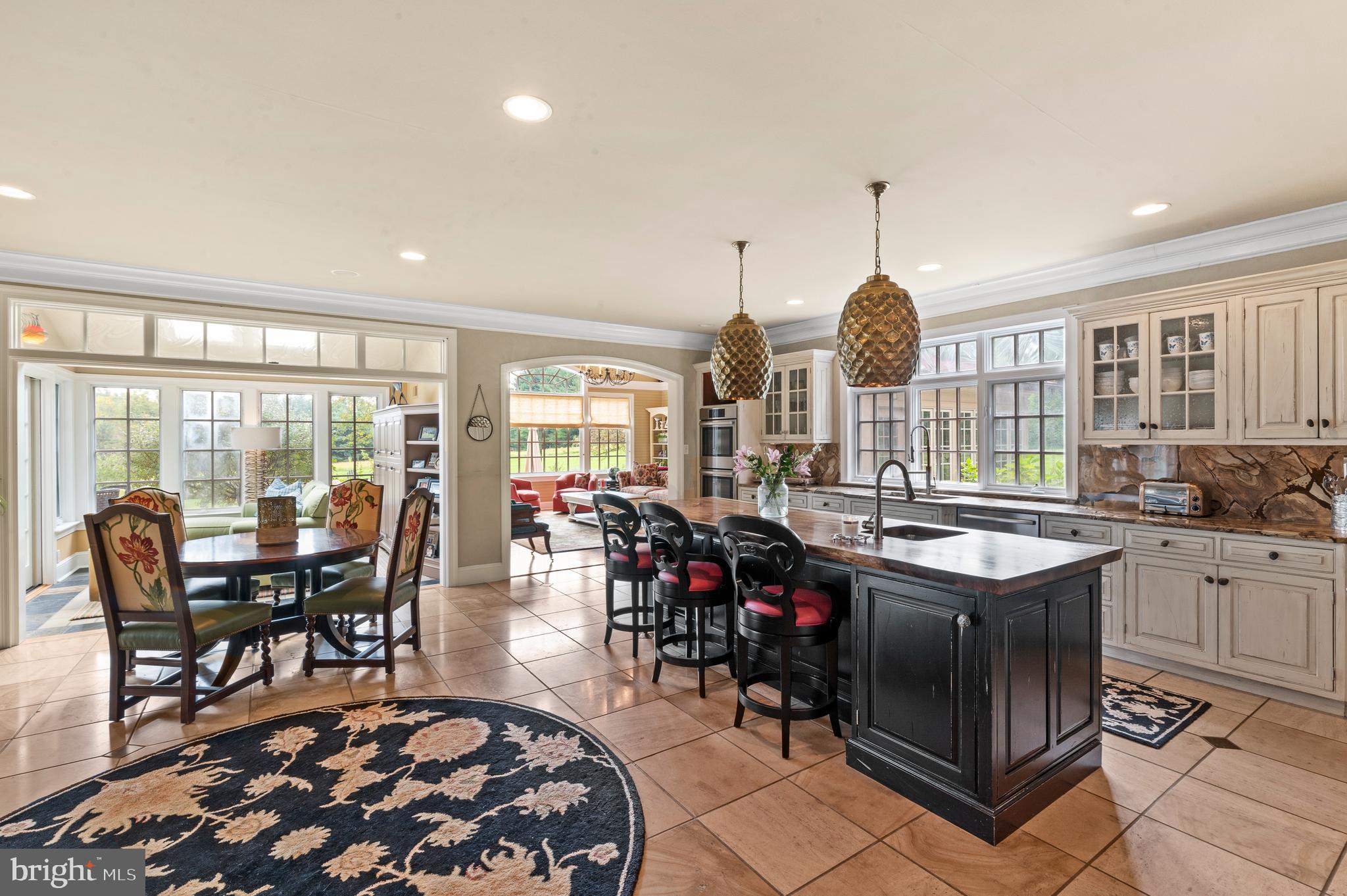 RADNOR HUNT - Residential