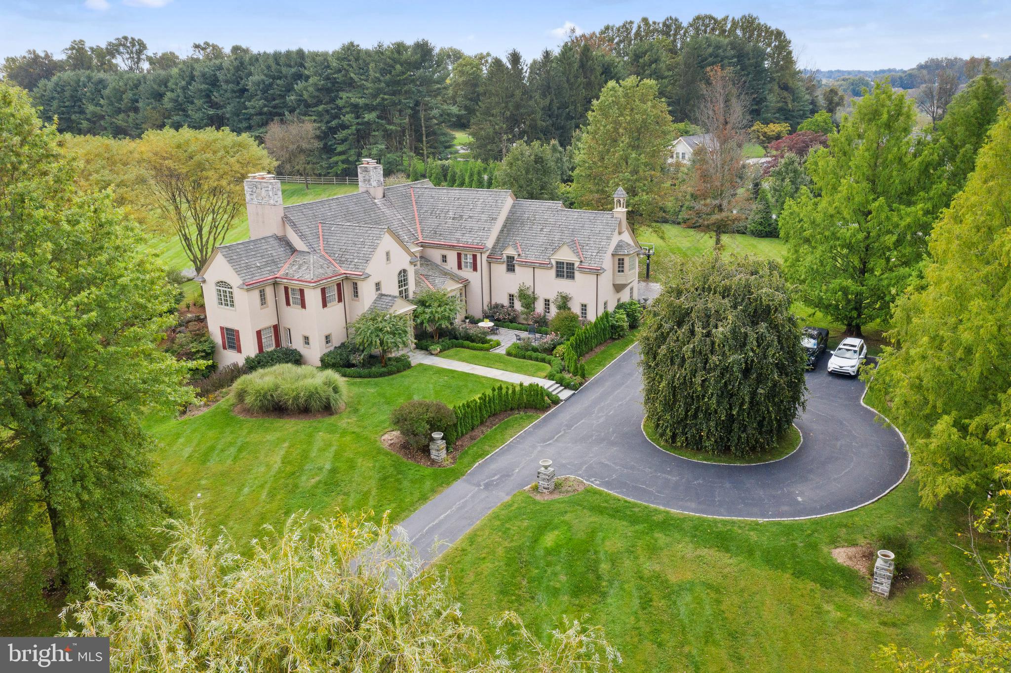 RADNOR HUNT - Residential