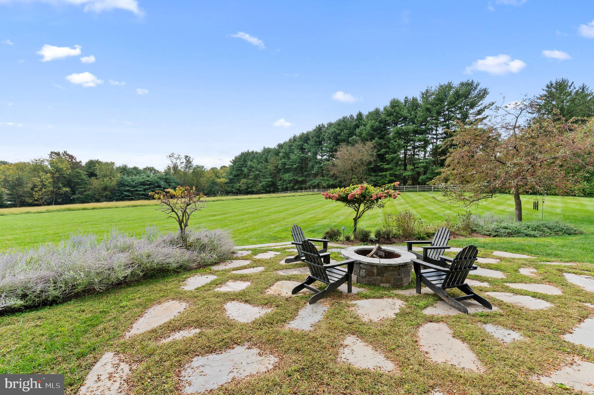 RADNOR HUNT - Residential